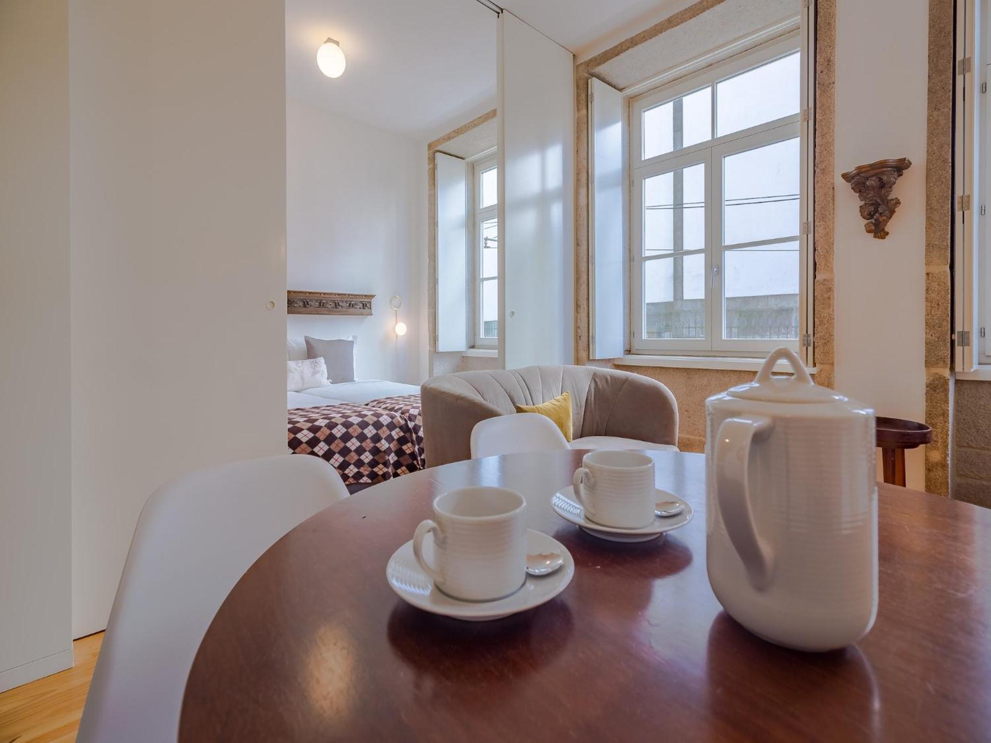 Charming Studio, Ideal For Smaller Groups Apartment Porto