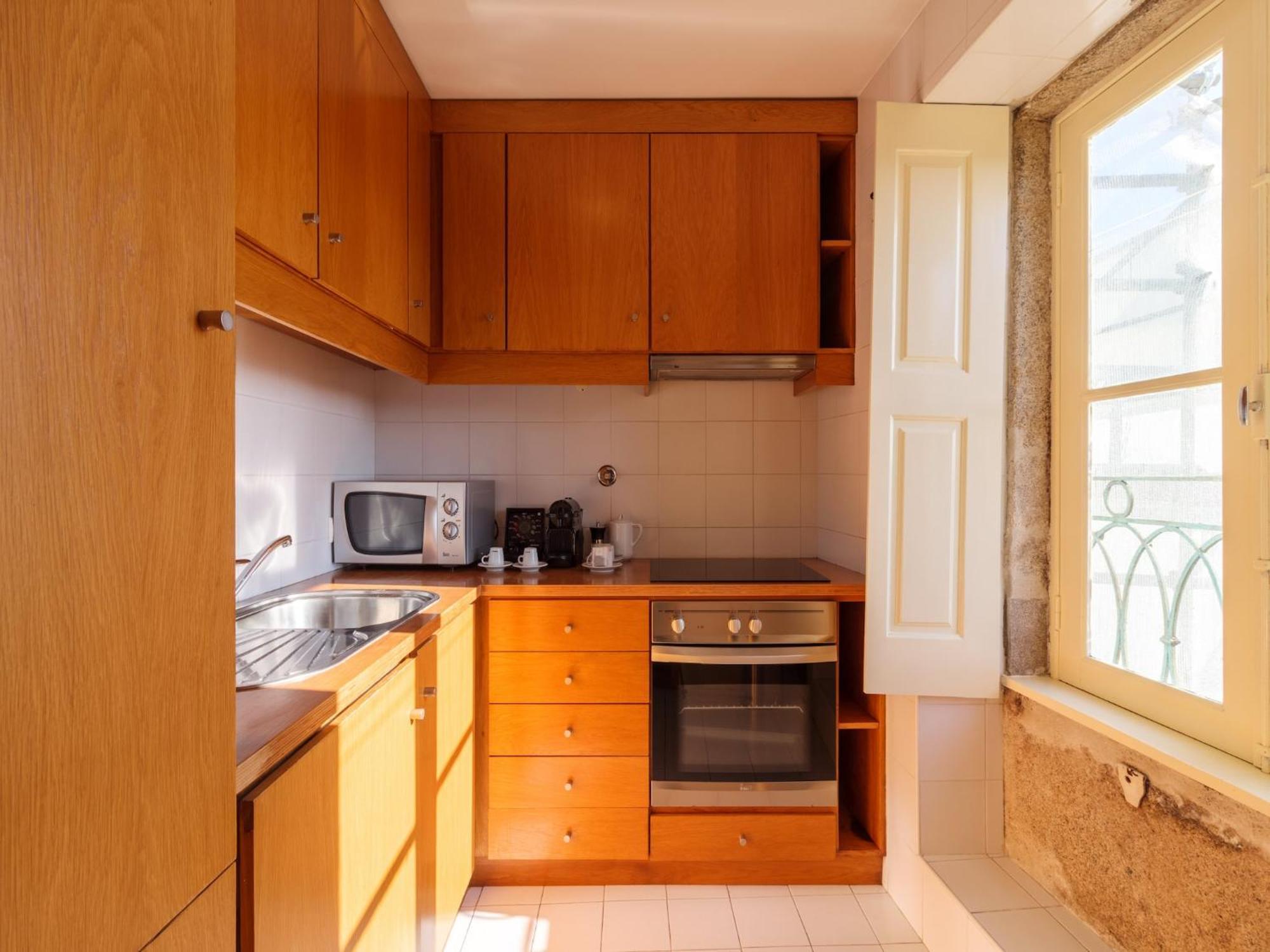 Charming 1-bedroom In Apartment