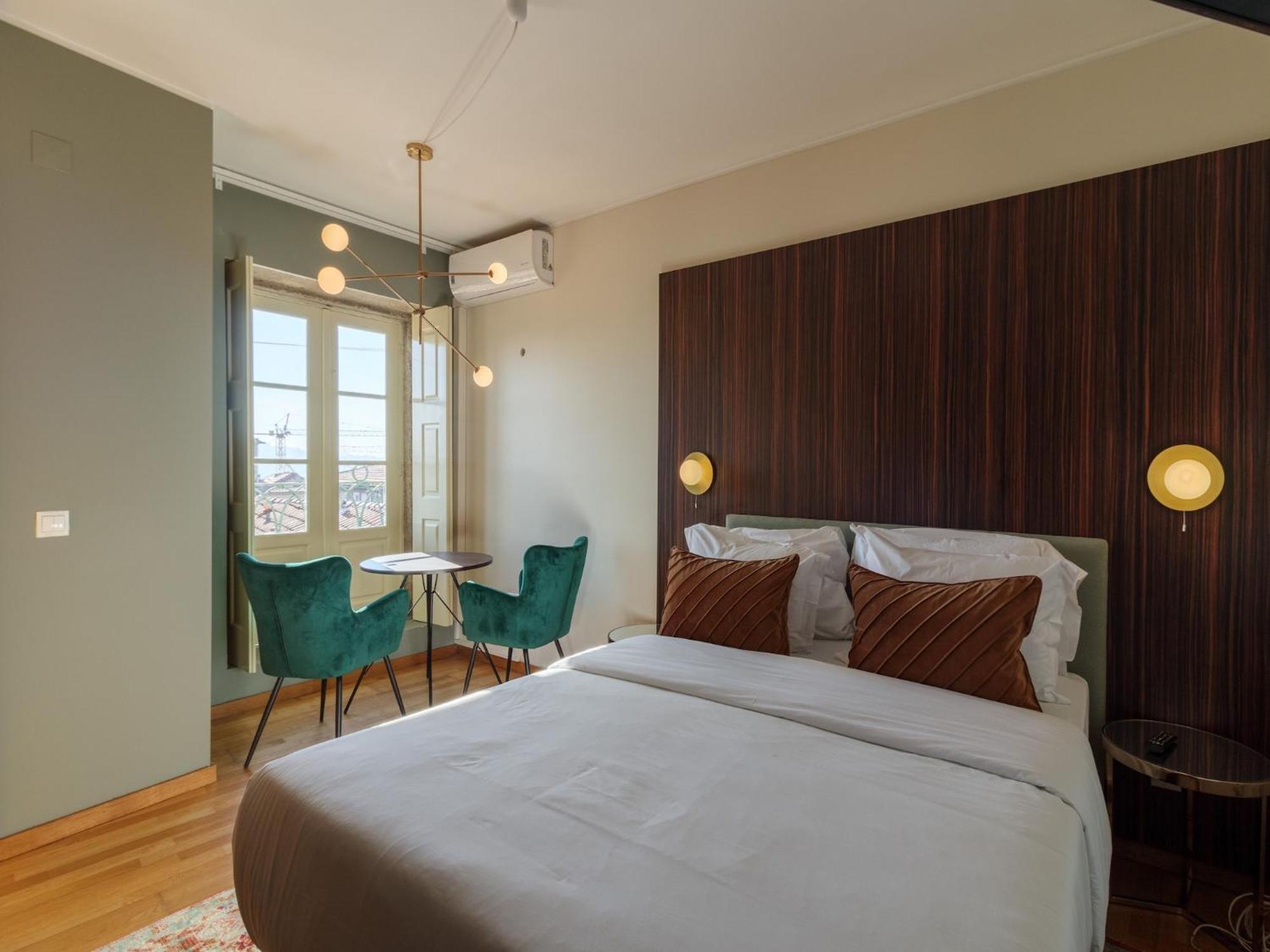 Charming 1-bedroom In Apartment *