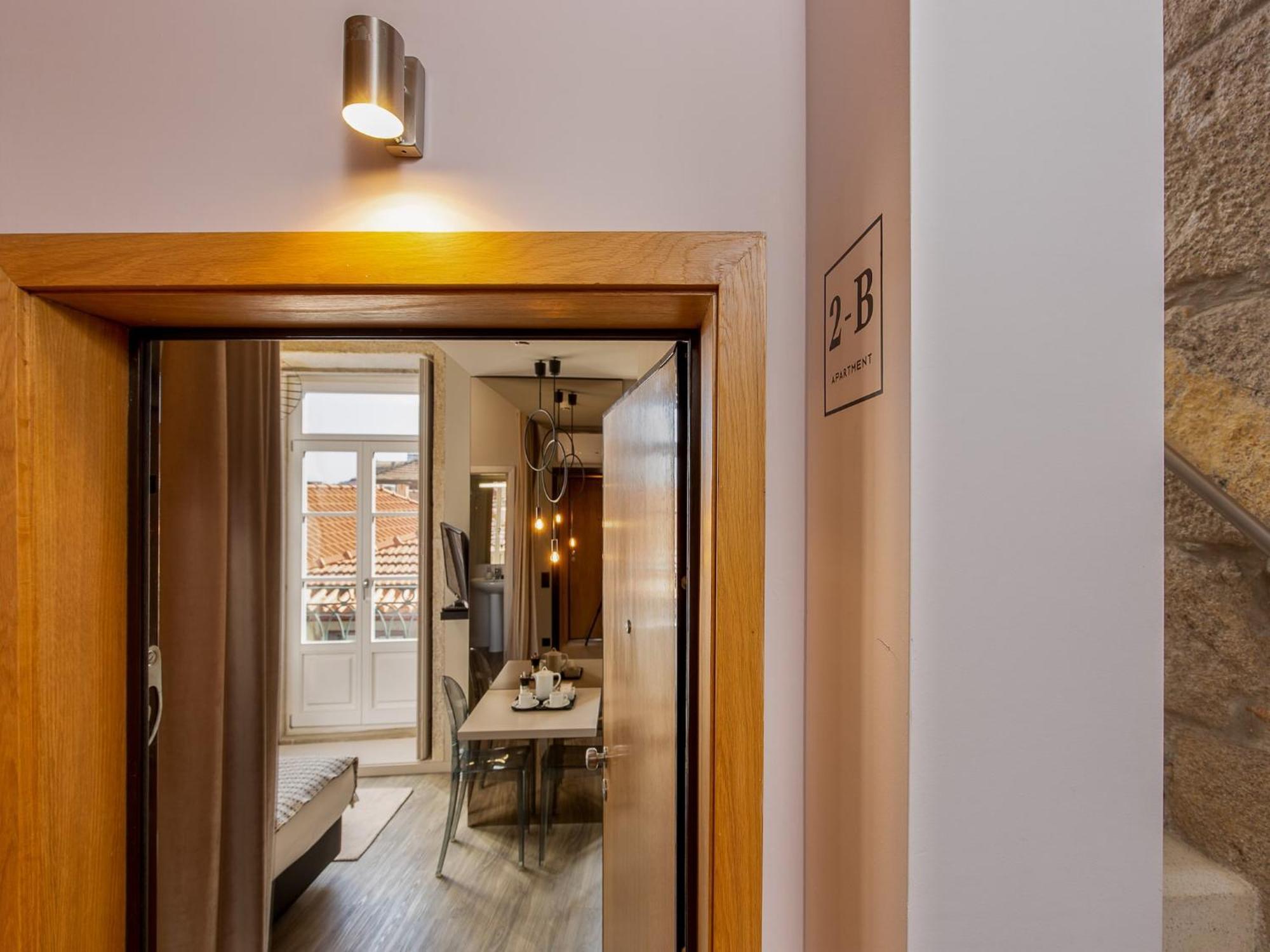 Apartment Near Picturesque Ribeira Do