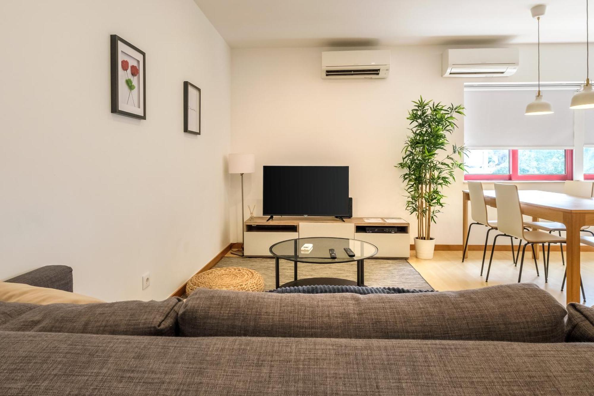Urban Pathway 2br Apartment *