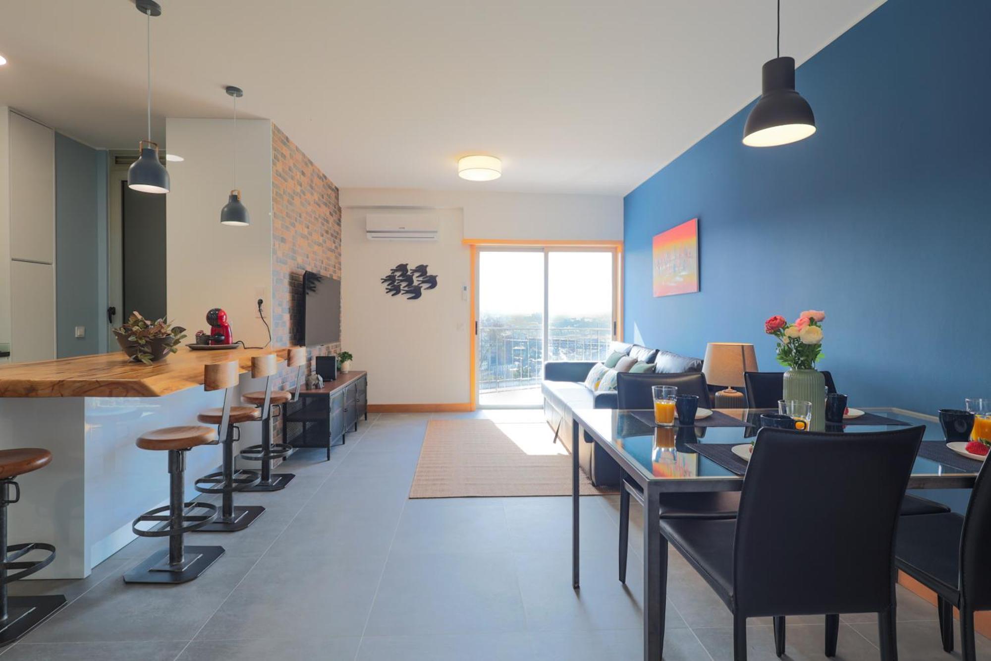 Cathedral Iii Apartment