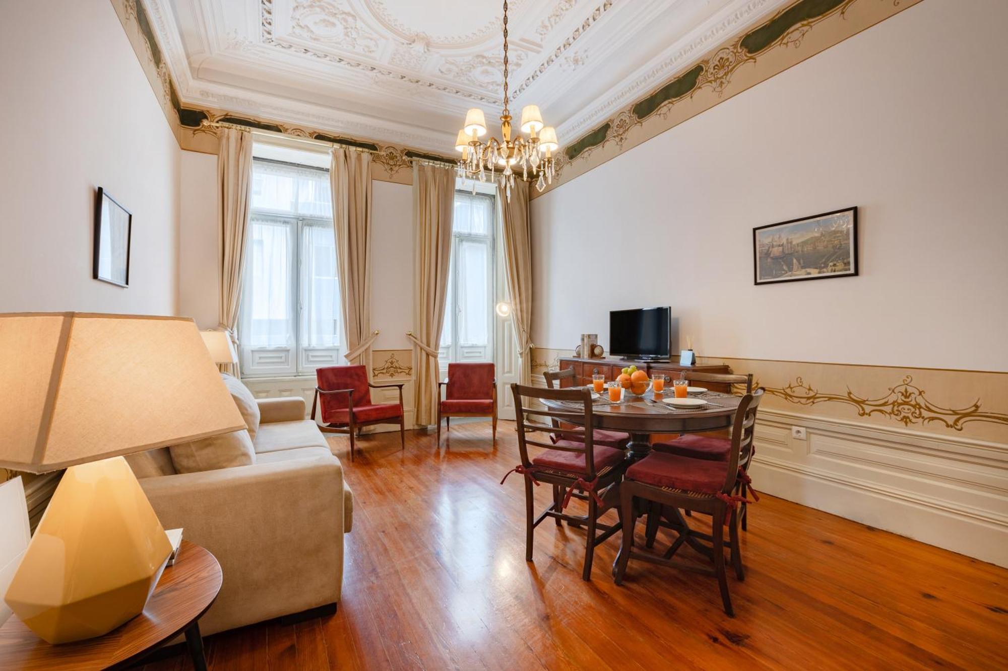 Apartment Palazzo Alvares Cabral