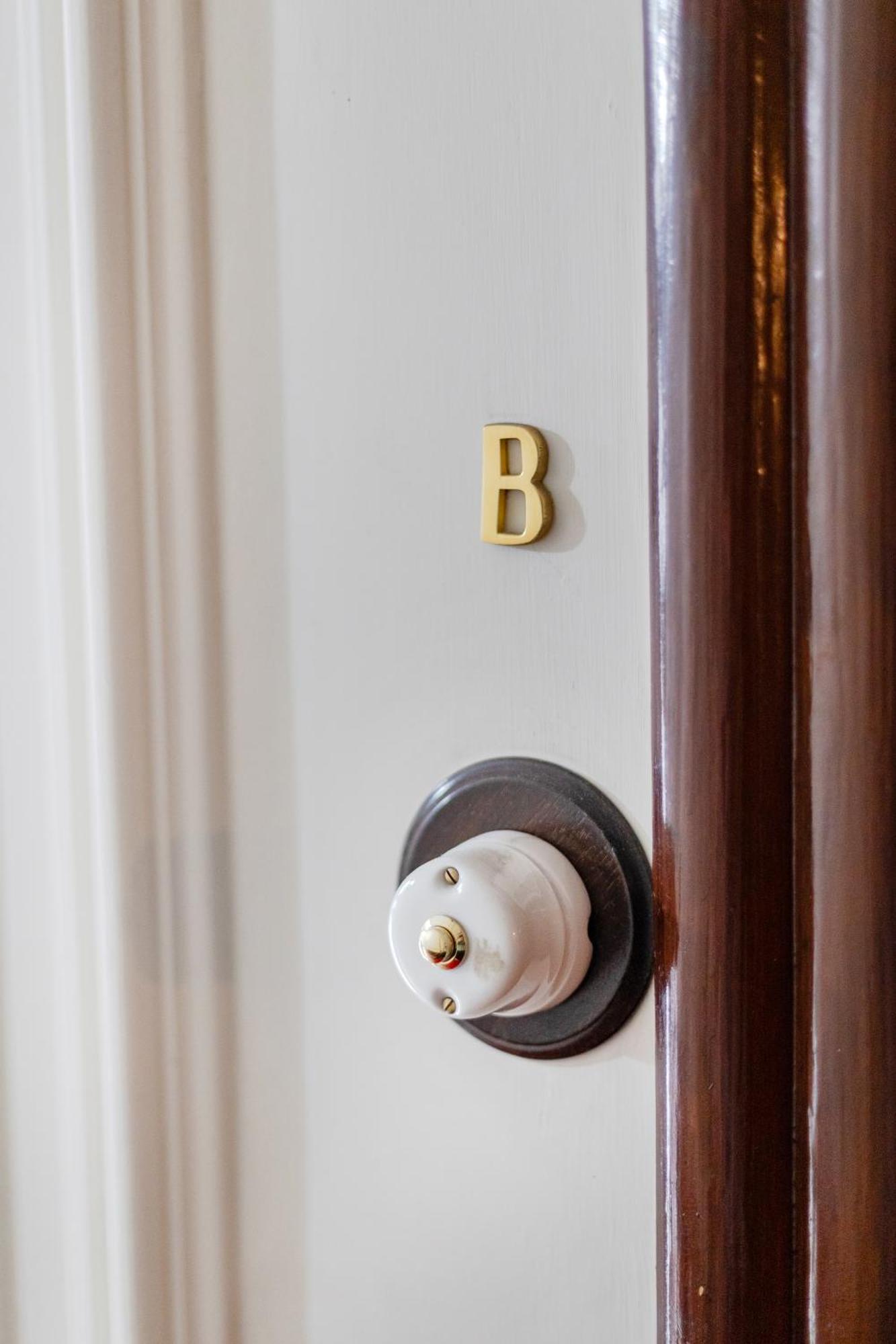 Apartment Palazzo Alvares Cabral *