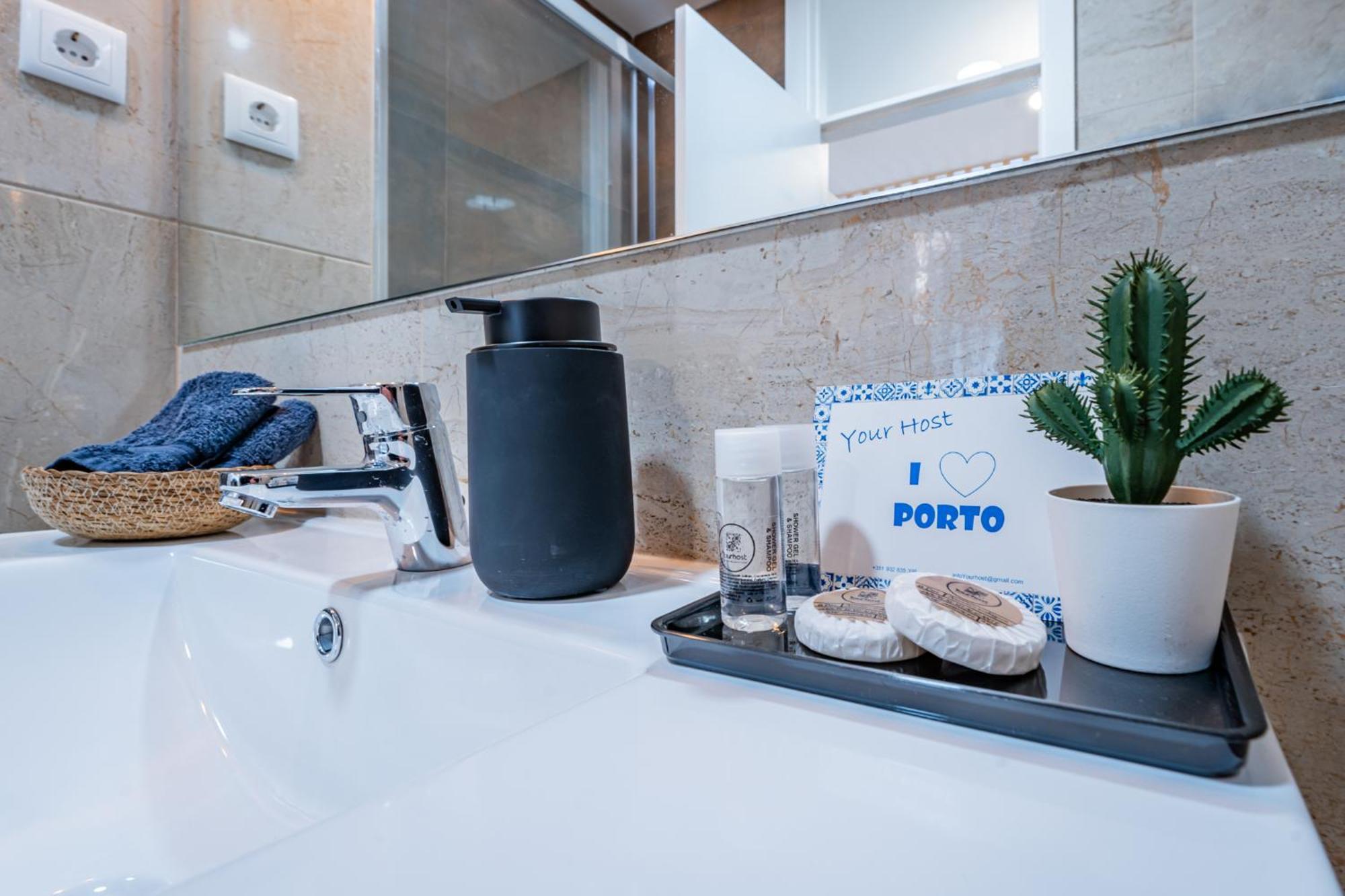 New Alegria In Town 2 Apartment Porto