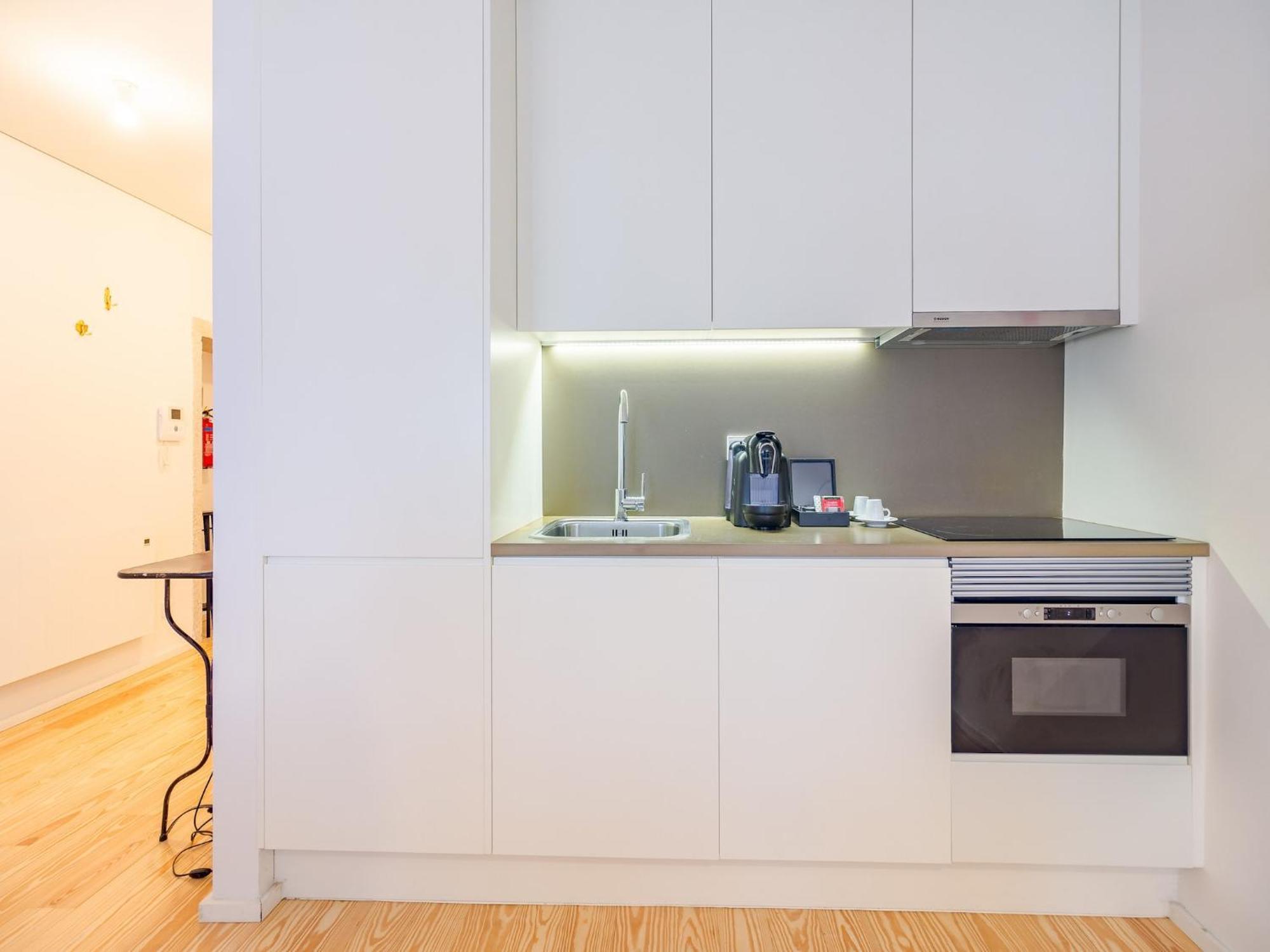 1-bedroom Beautiful In Apartment *
