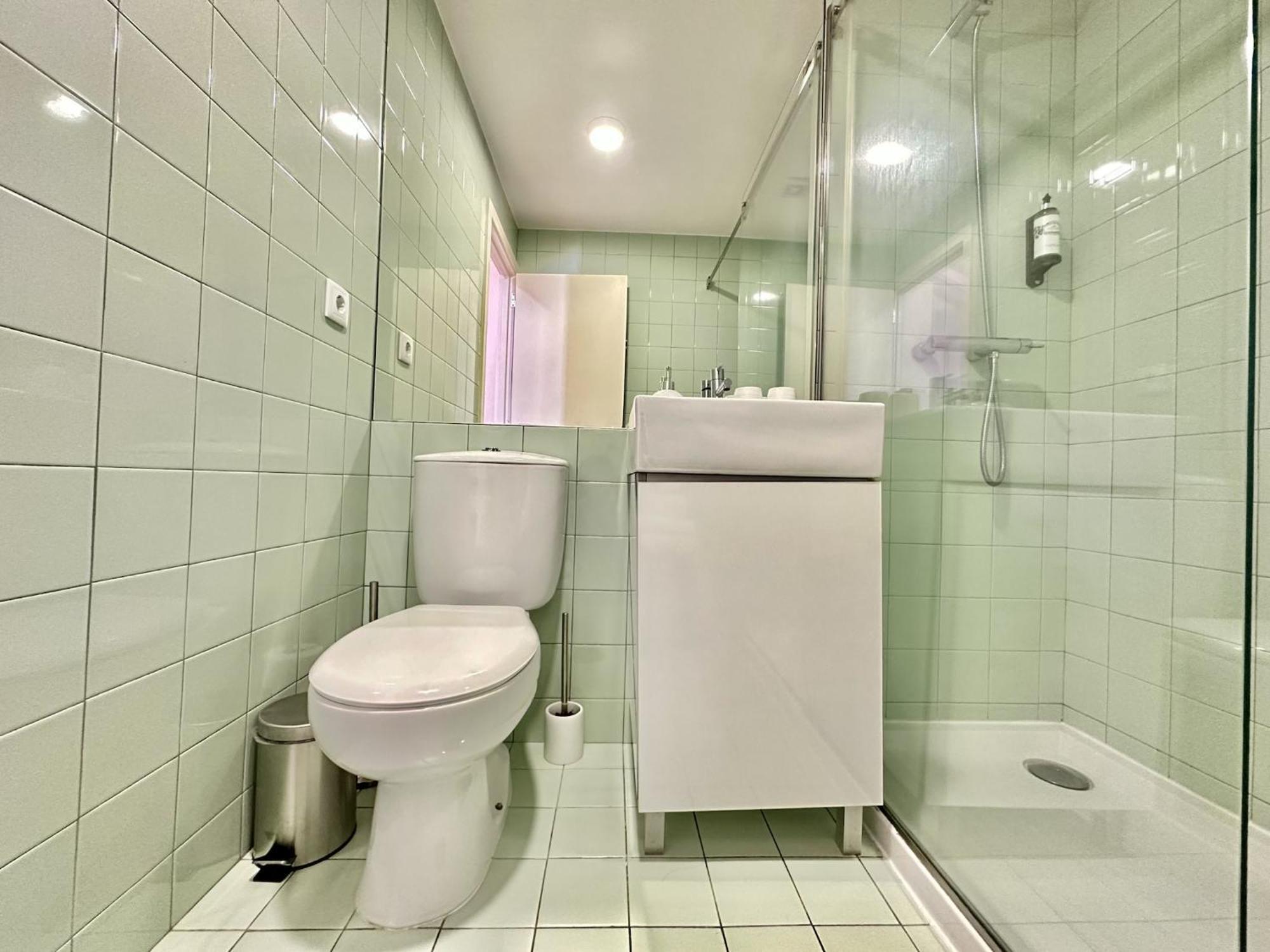 Apartment Charming 2-bedroom In Porto