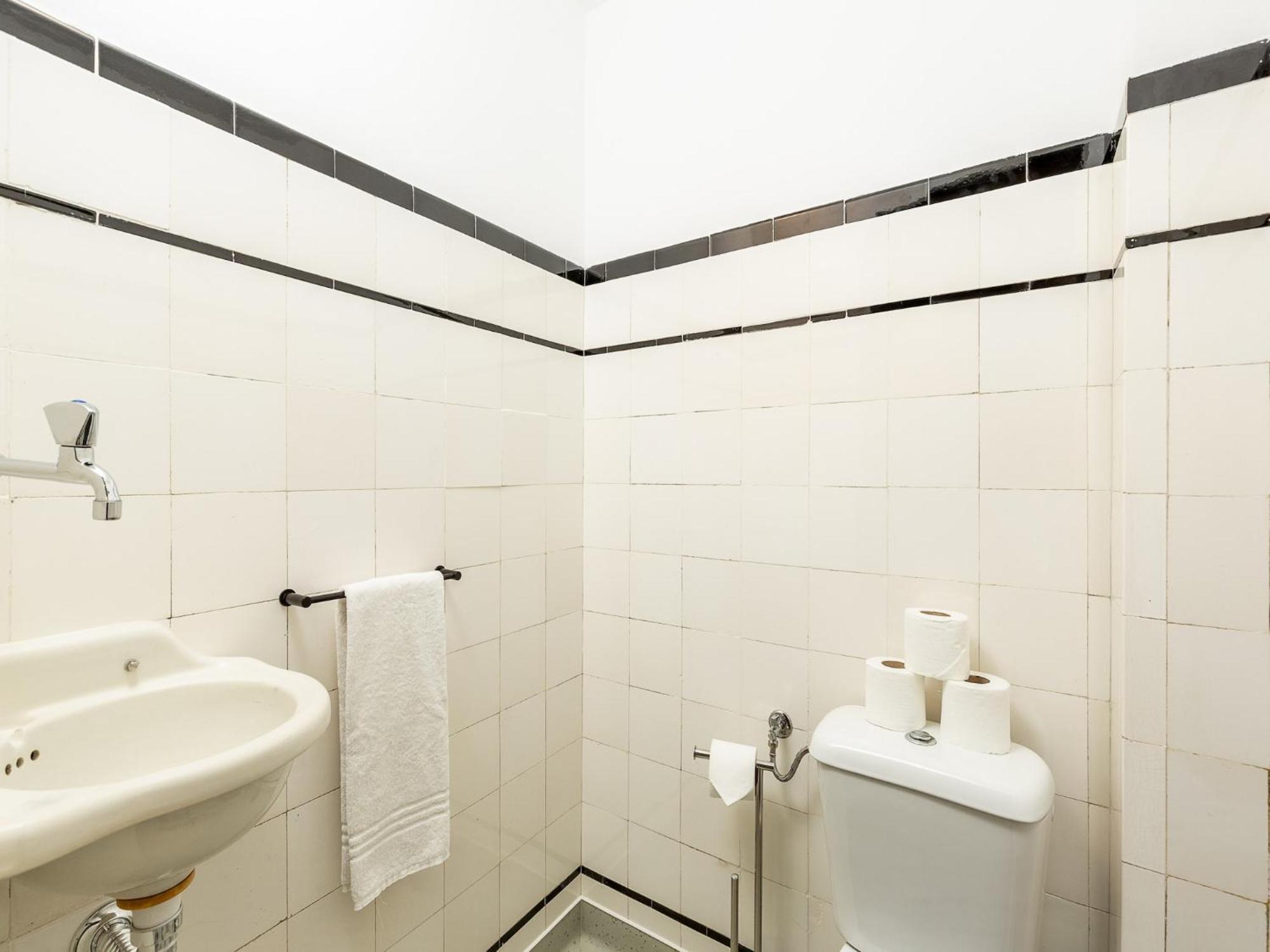Spacious Family In Apartment Porto