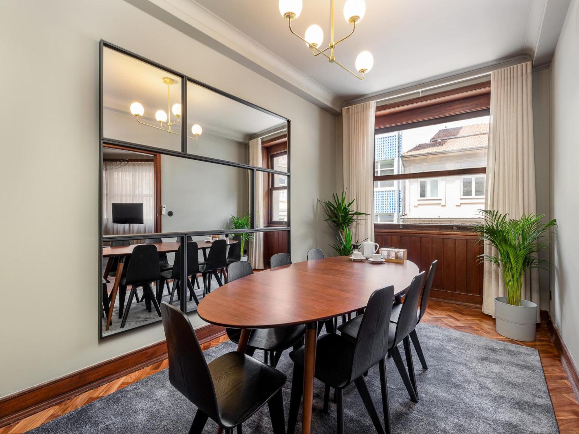 Spacious Family In *