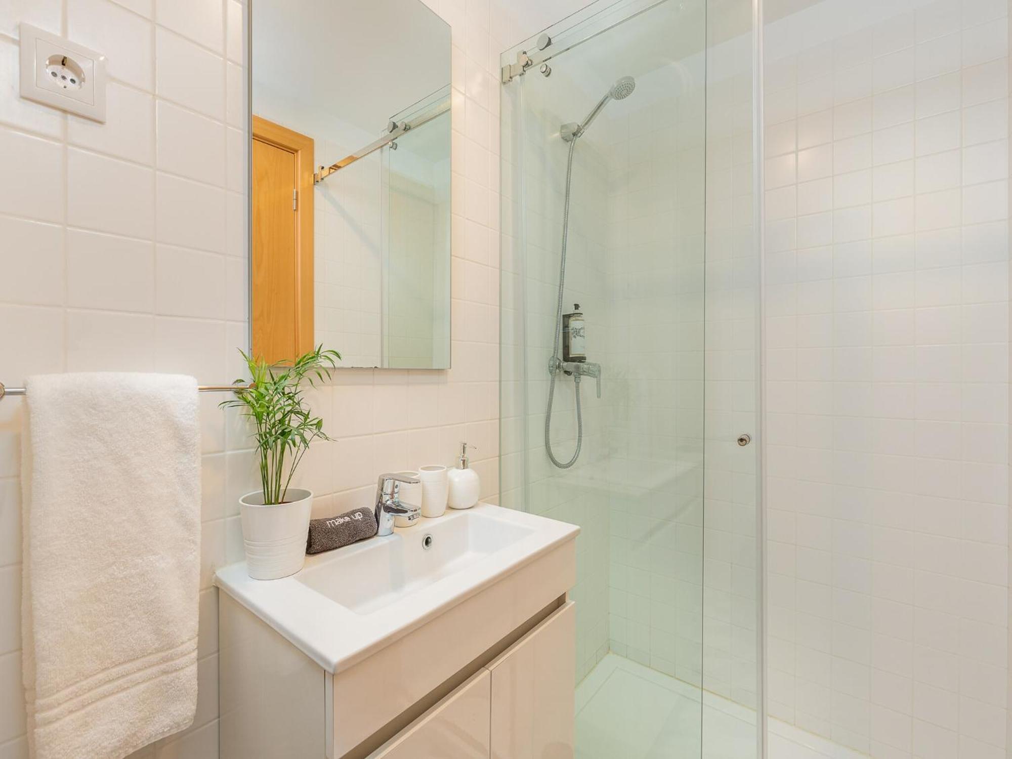 2 Bedroom In Apartment Porto