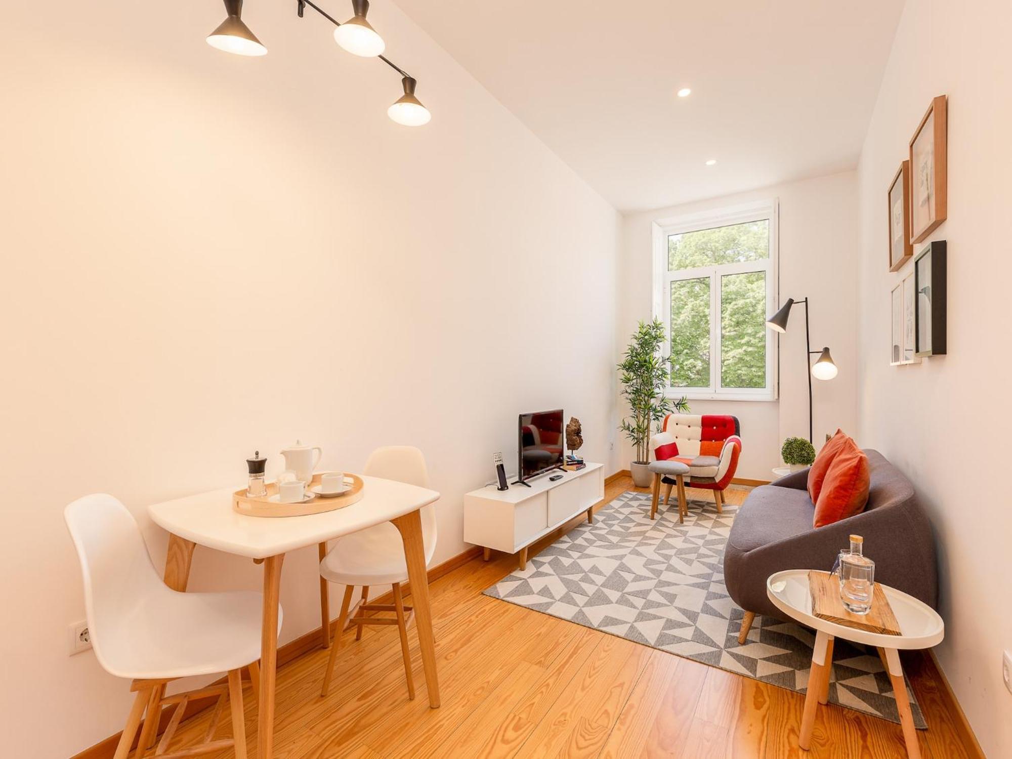 Charming 1-bedroom In Gaia Apartment Porto