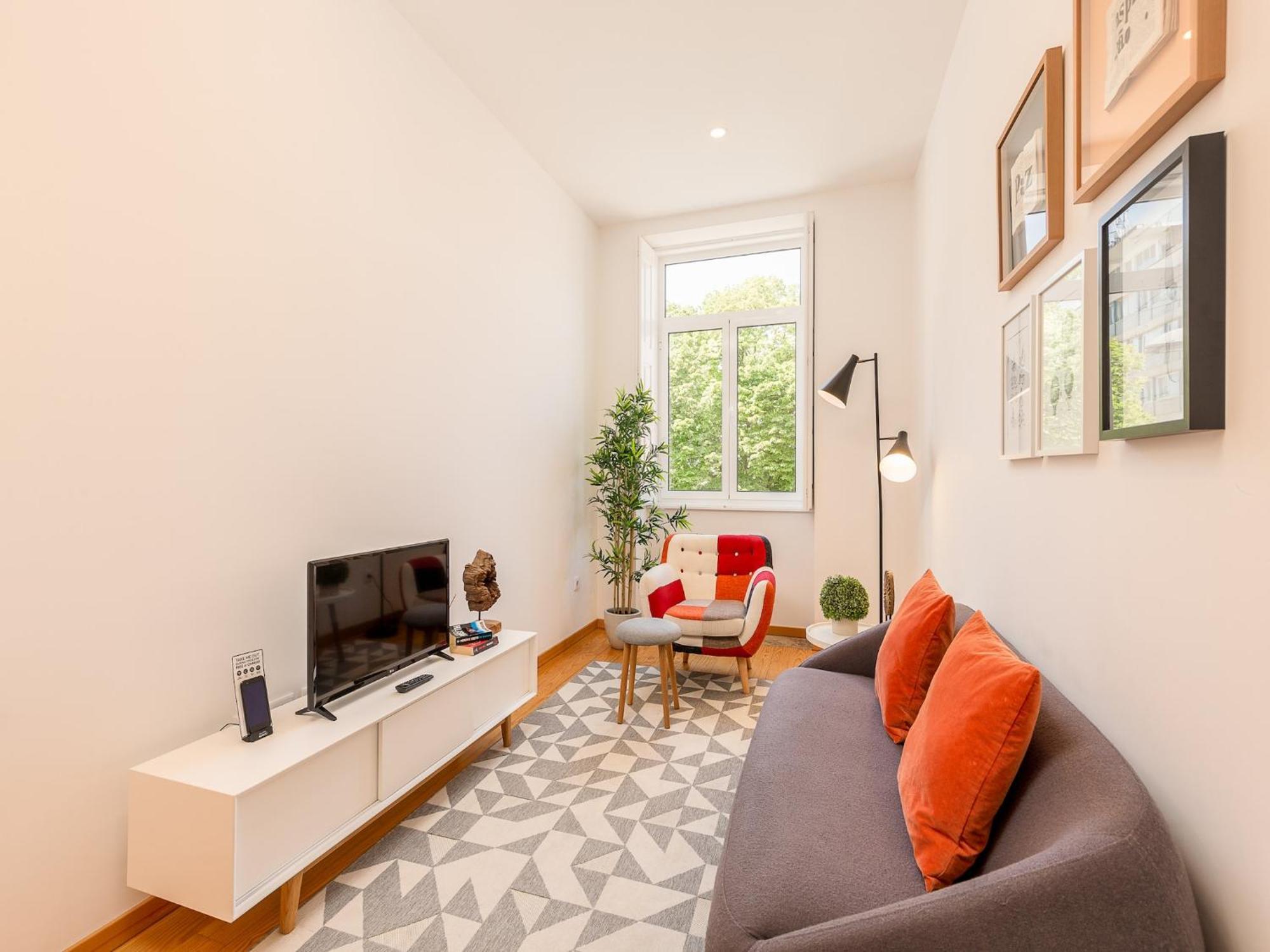 Charming 1-bedroom In Gaia *