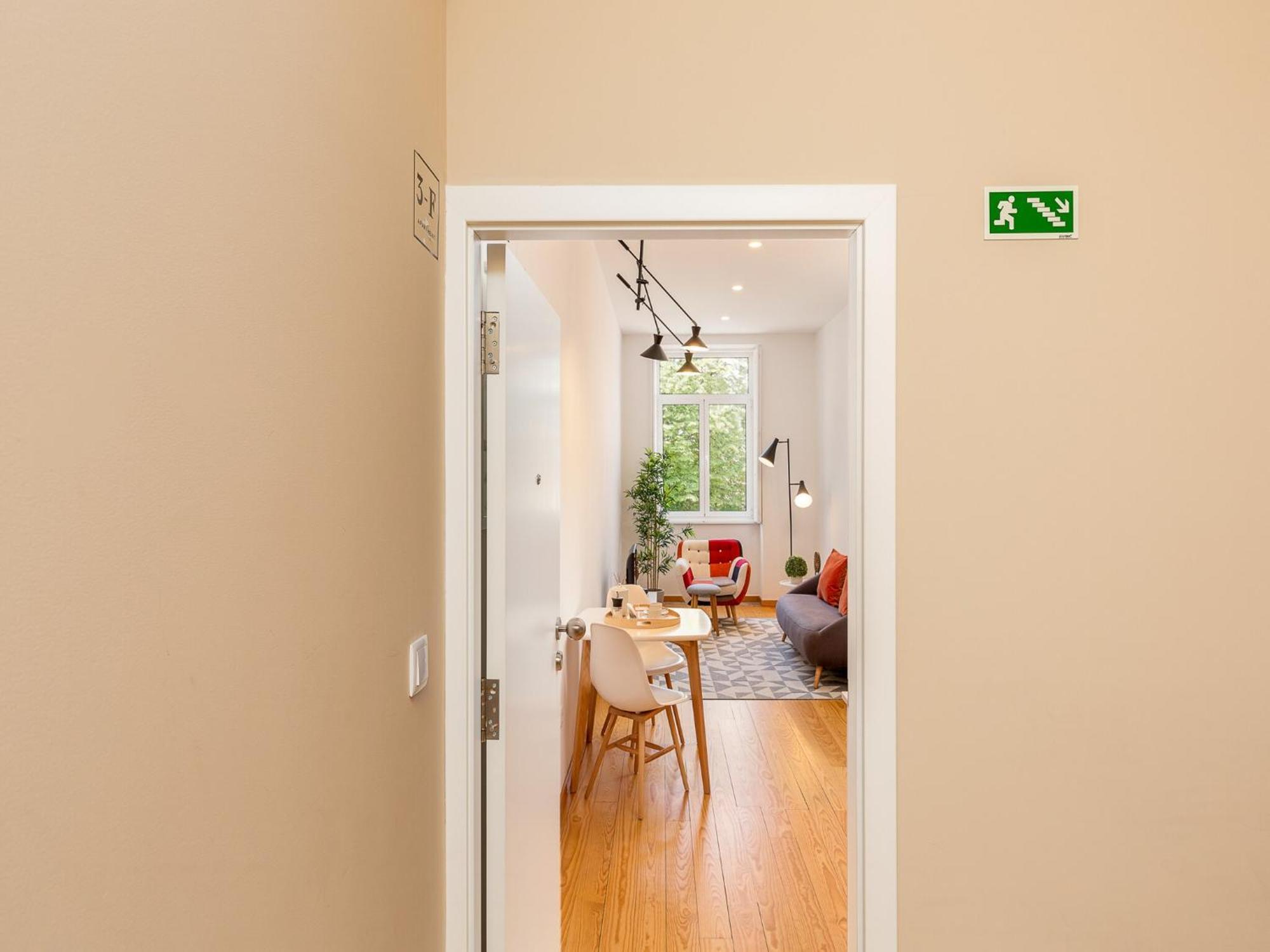 Charming 1-bedroom In Gaia Apartment