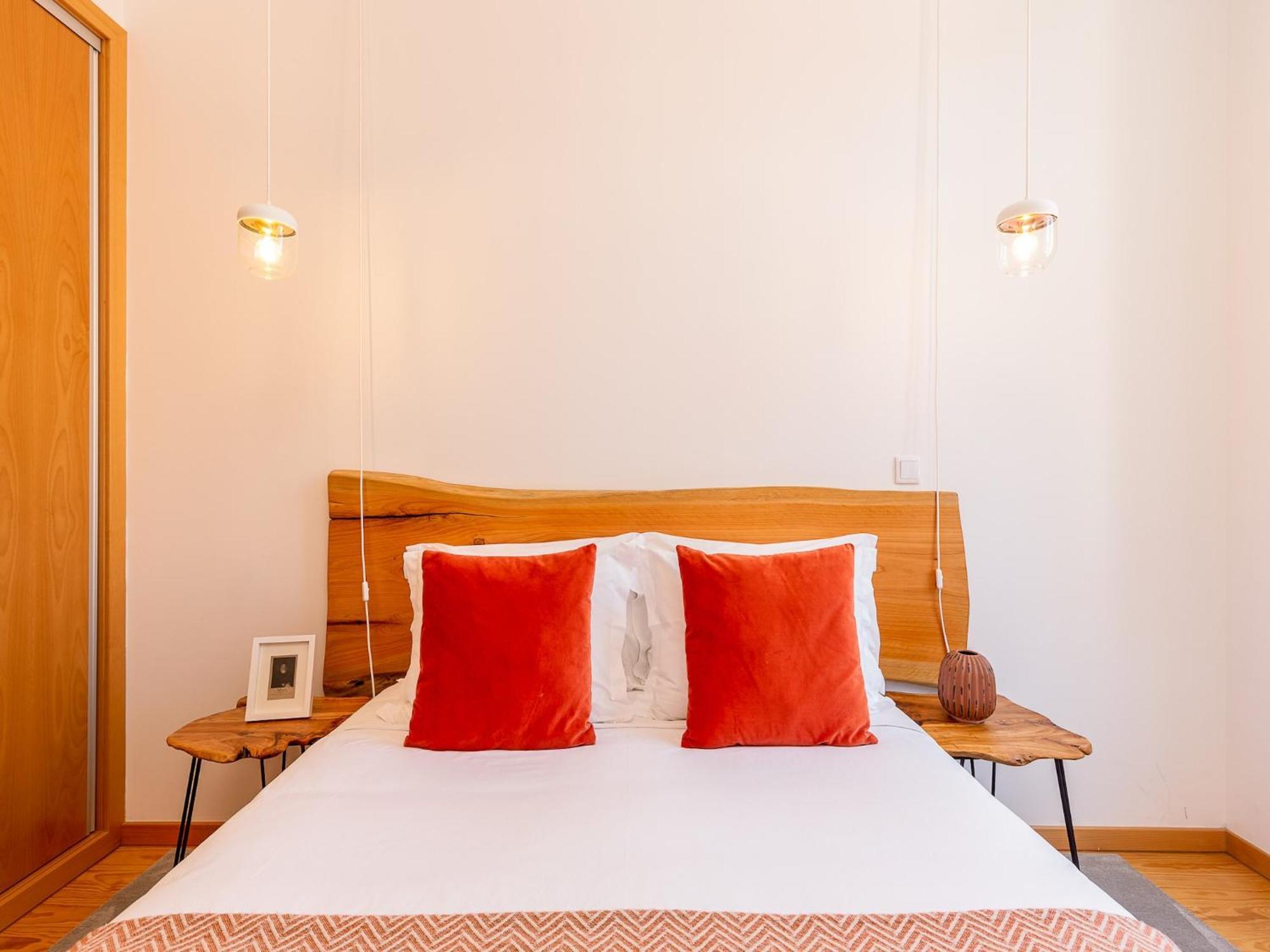 Charming 1-bedroom In Gaia