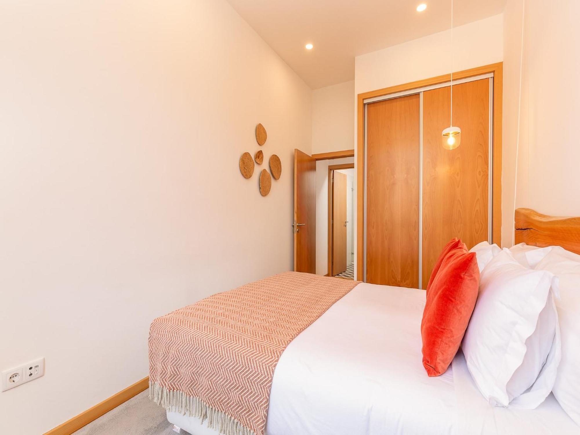 Charming 1-bedroom In Gaia *
