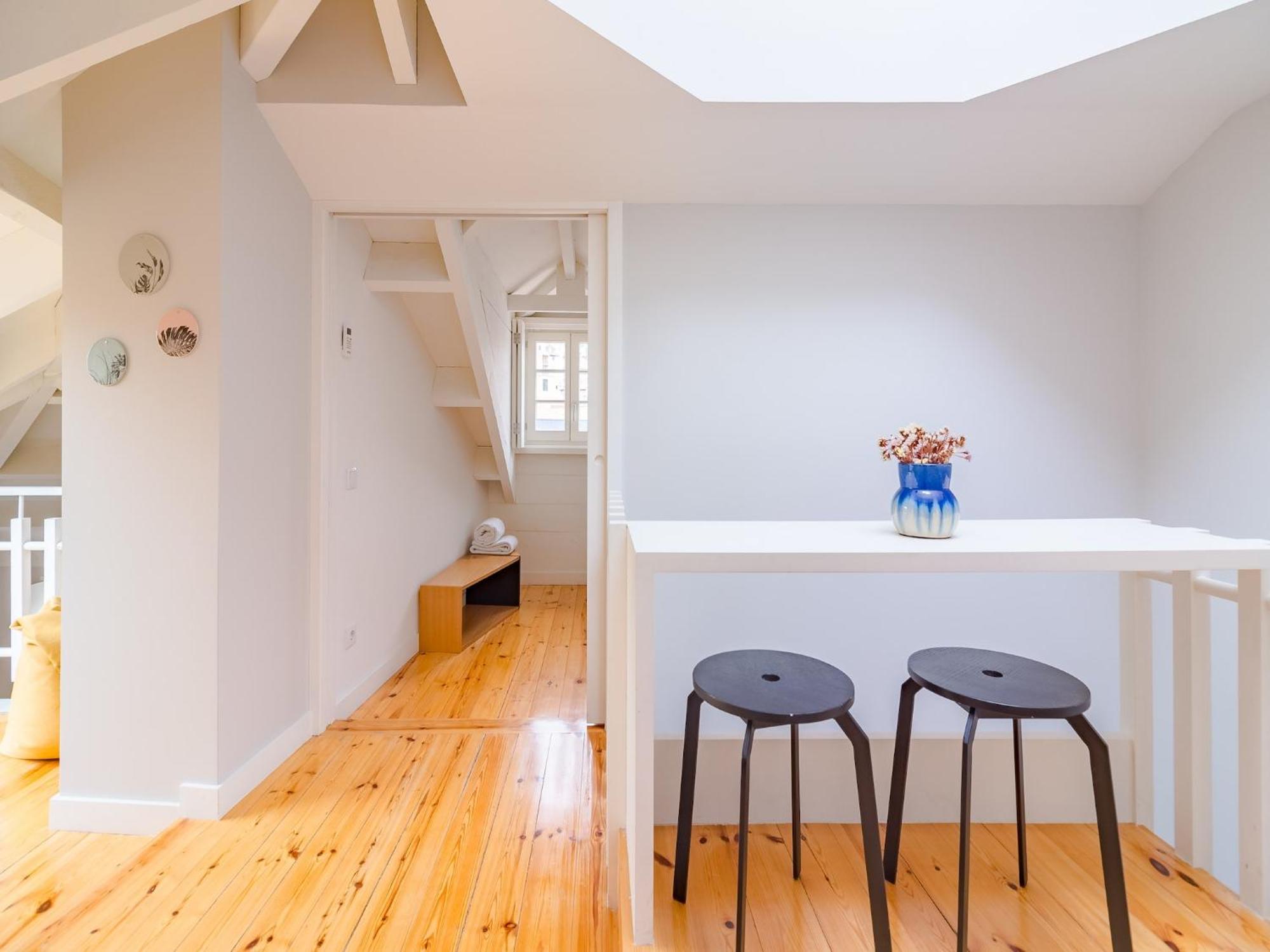 Comfortable In Apartment *