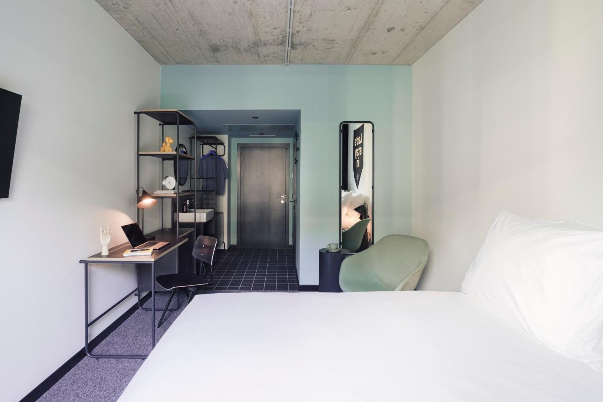 Hotel The Social Hub 4*