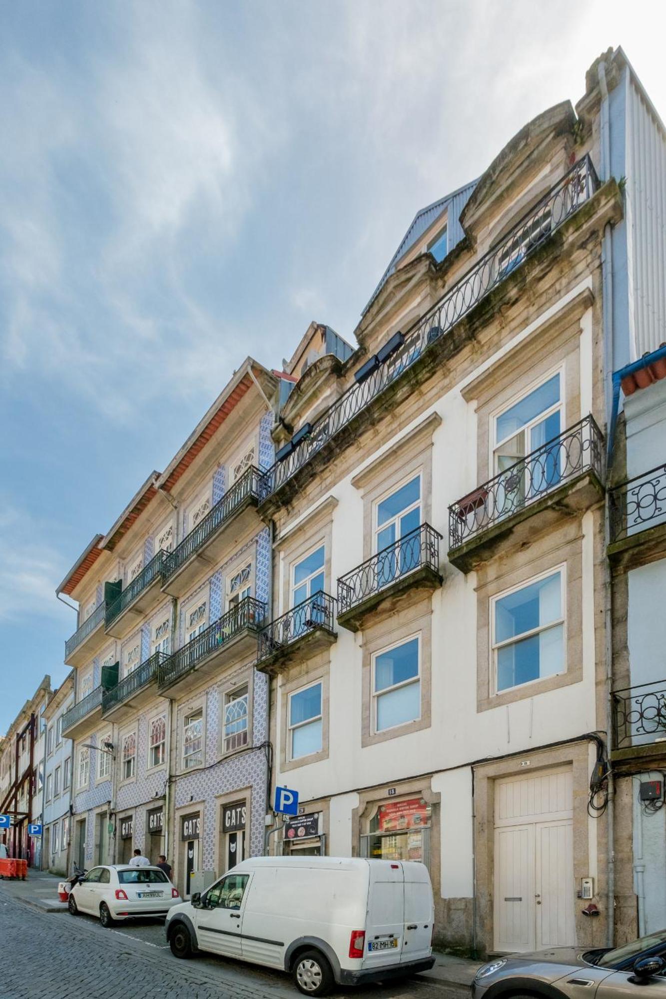 Historic Nook Downtown Near Metro Porto