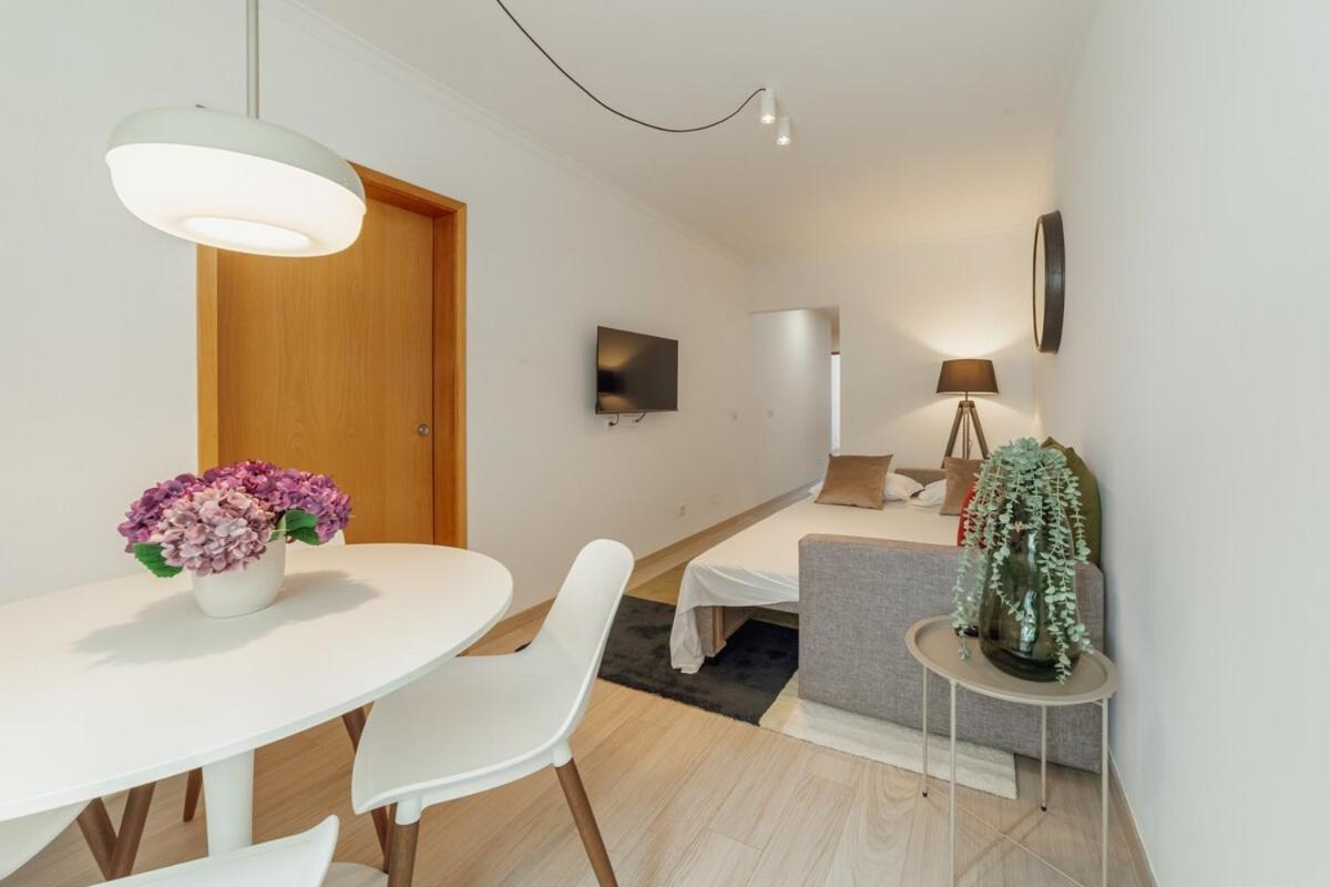 Stylish Flat By Hosty Apartment *