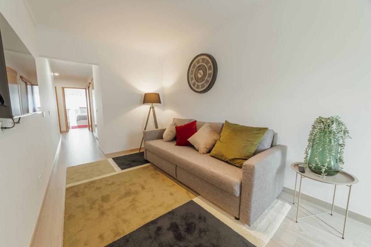 Apartment Stylish Flat By Hosty *