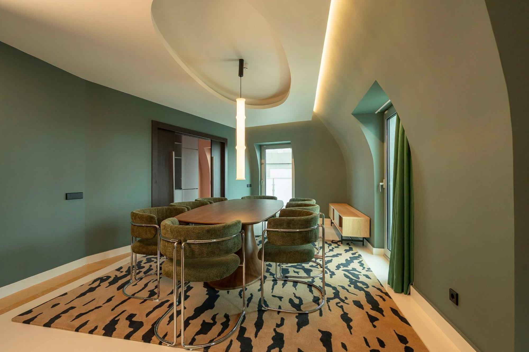 Cenica Hotel, Curio Collection By Hilton Hotel Porto