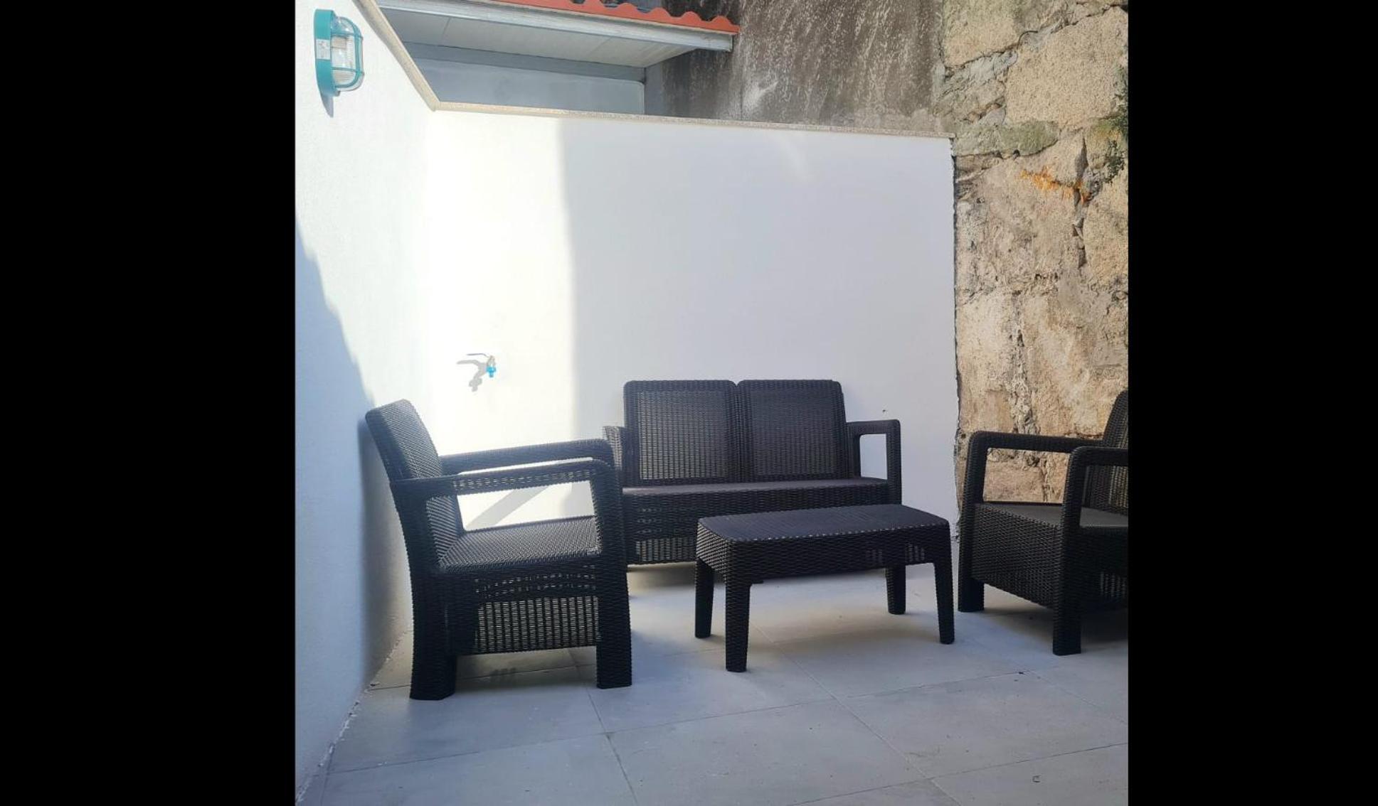 Quiet Duplex W Patio In Lapa By Lovelystay