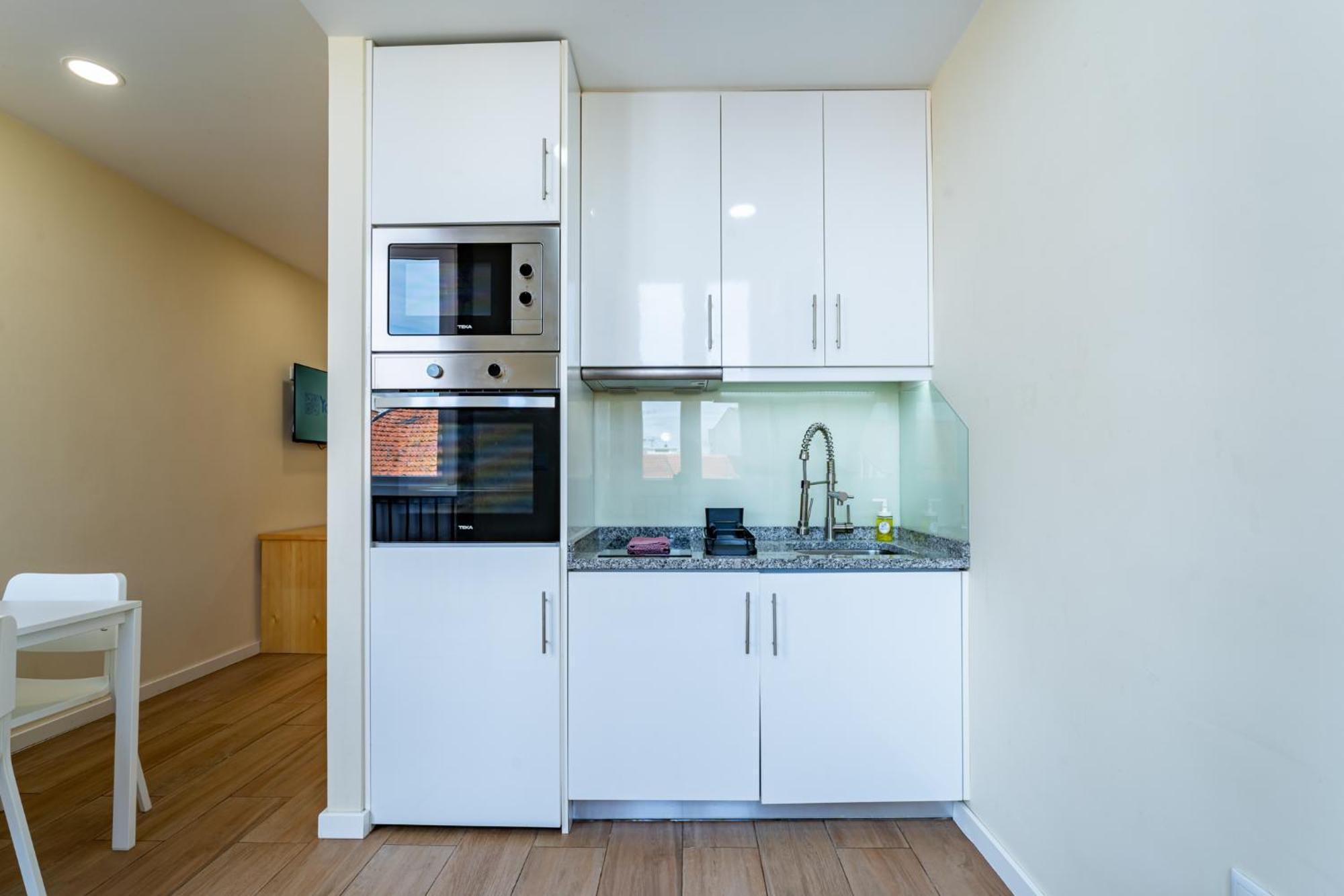 Close To Everything Your Terrace Prm 1t Apartment Porto