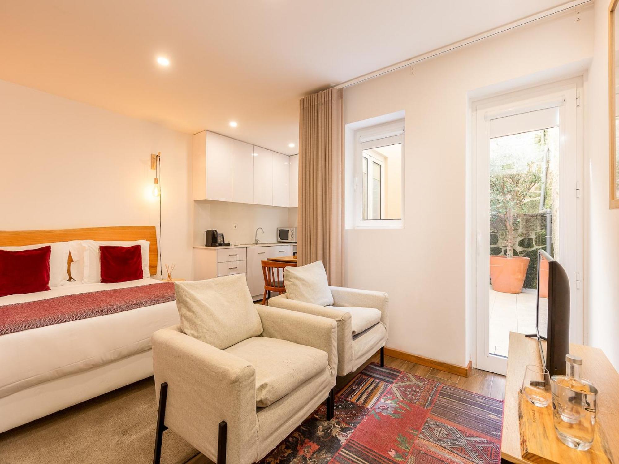 Apartment Charming 1-bedroom In Porto