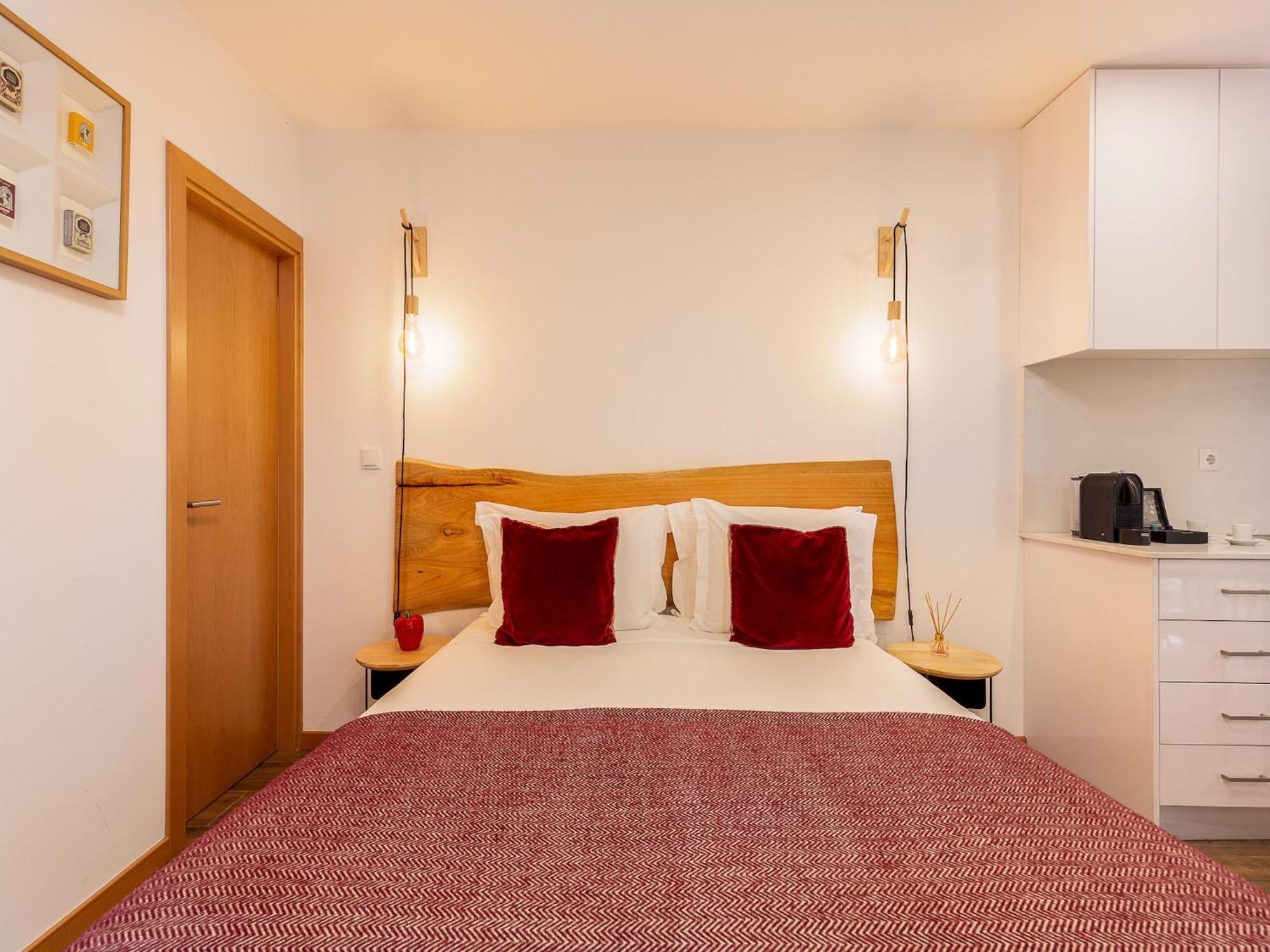 Charming 1-bedroom In * Porto