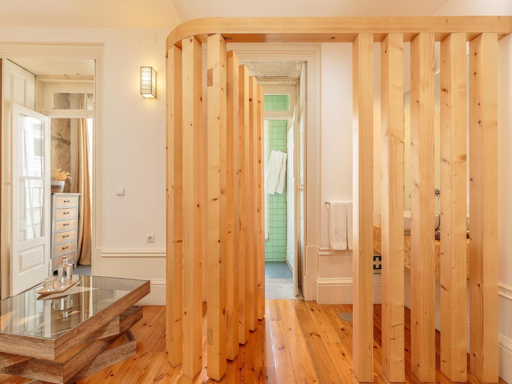 Modern With Essential Amenities *