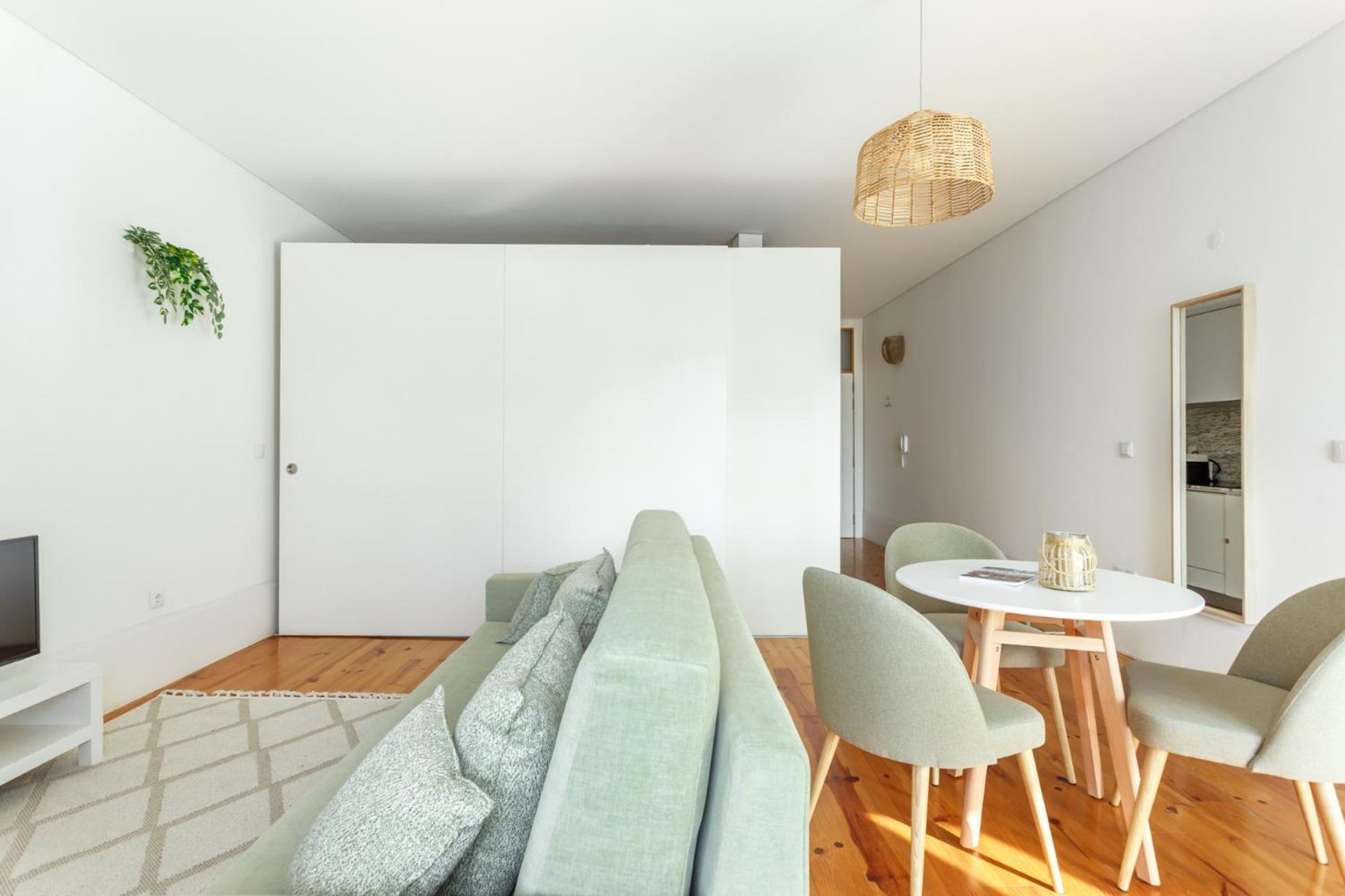 Apartment M