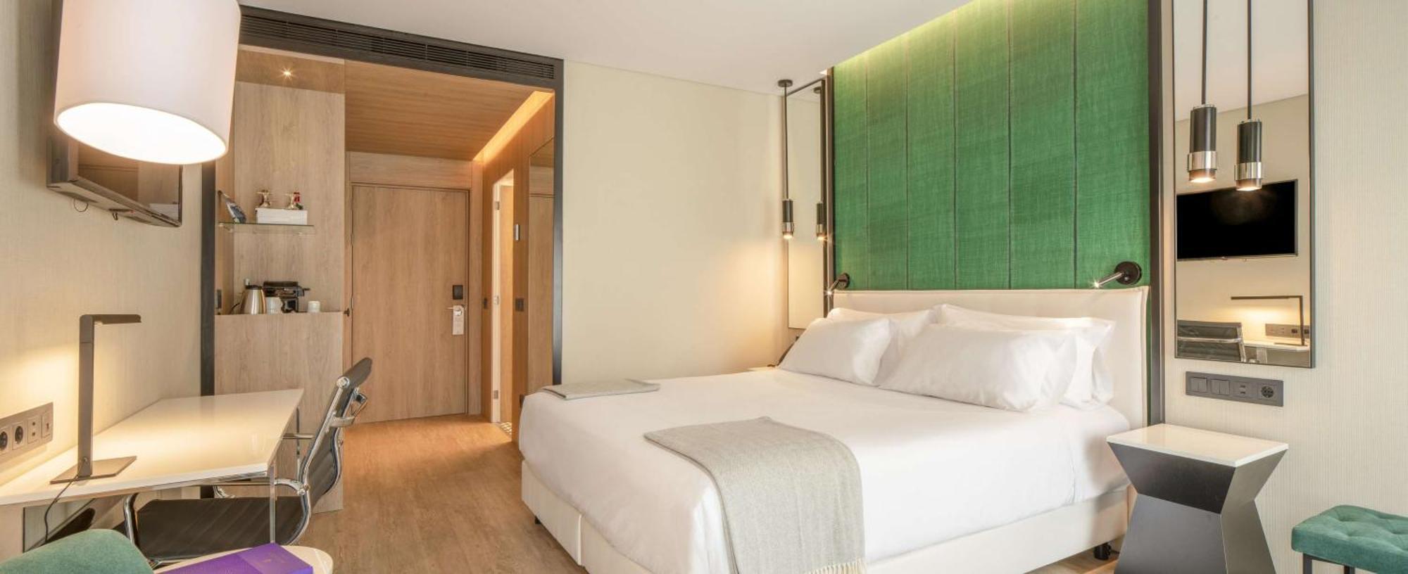 Hotel Nh Jardim 4*