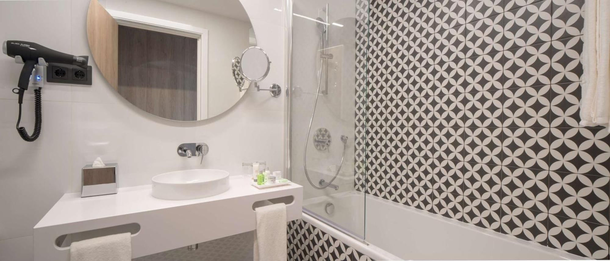 Hotel Nh Jardim 4*
