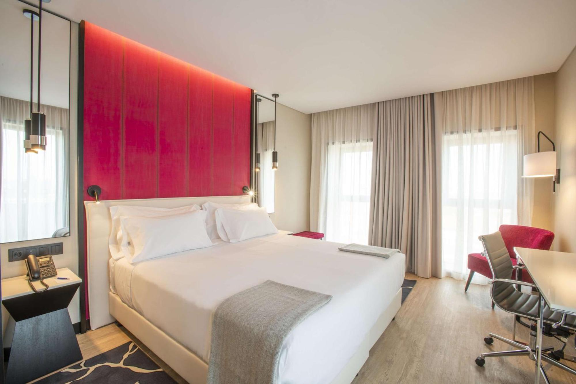 Hotel Nh Jardim