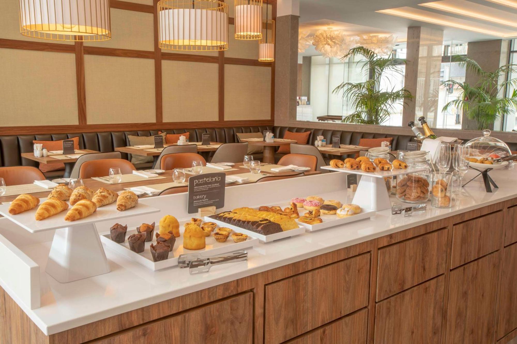 Hotel Nh Jardim 4*