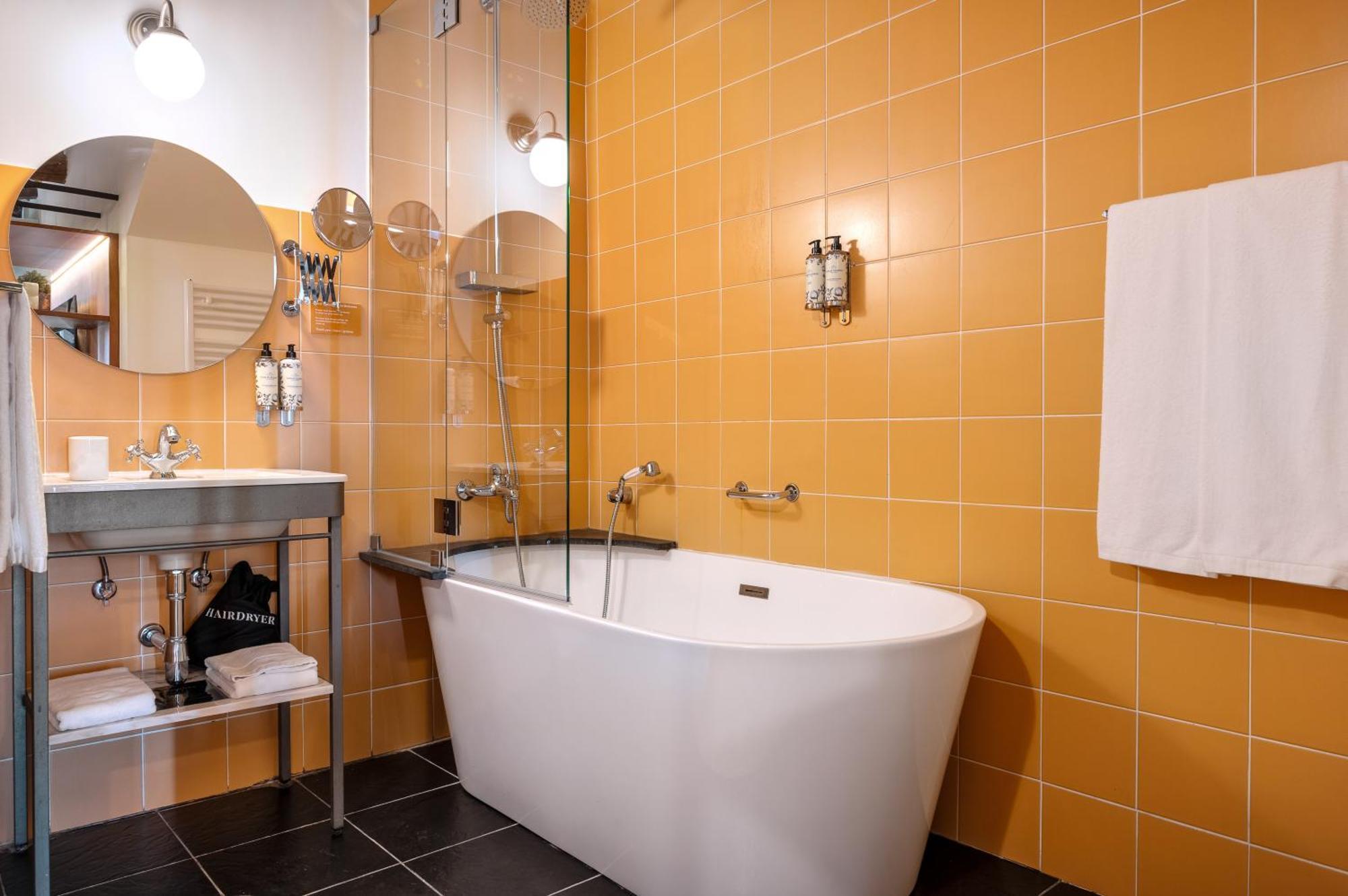 Rosario Suites Guesthouse - Adults Only