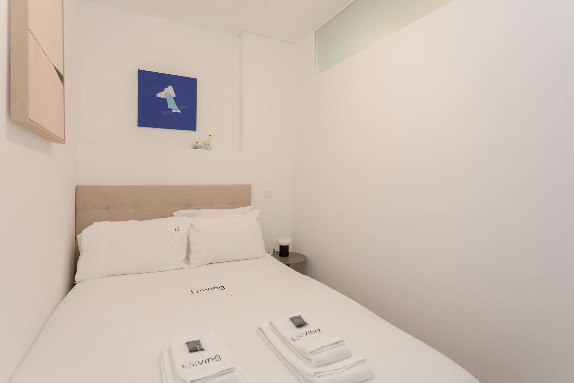 Liiiving In - Invictus Bolhao Market Apartment Porto