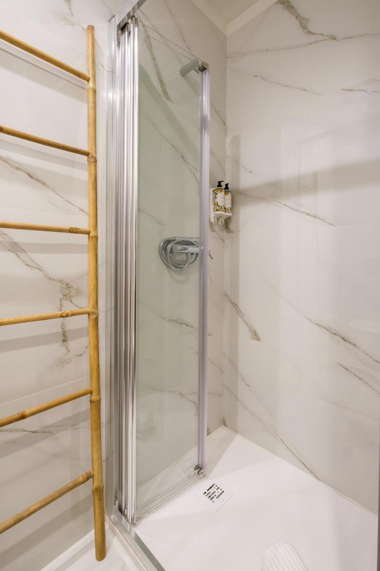 Art Deco 22 Luxury 2br Downtown Metro Ac