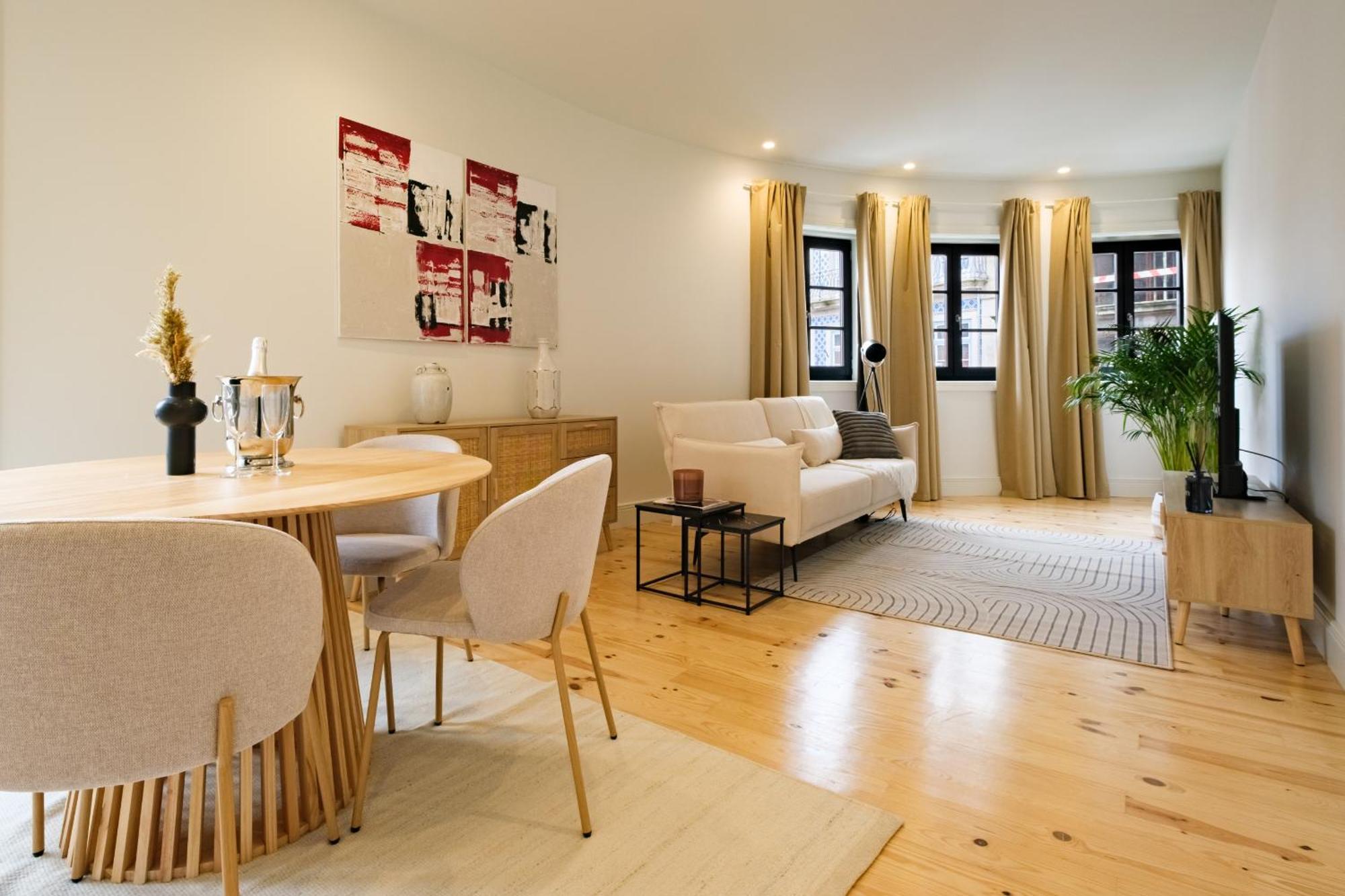 Art Deco 22 Luxury 2br Downtown Metro Ac Apartment *