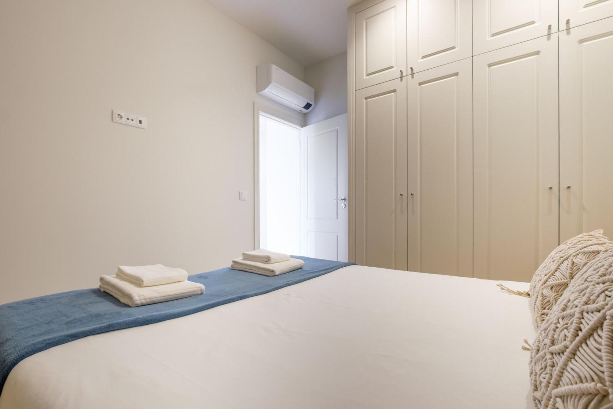 Art Deco 33 Luxury 2br Downtown Metro Ac * Porto