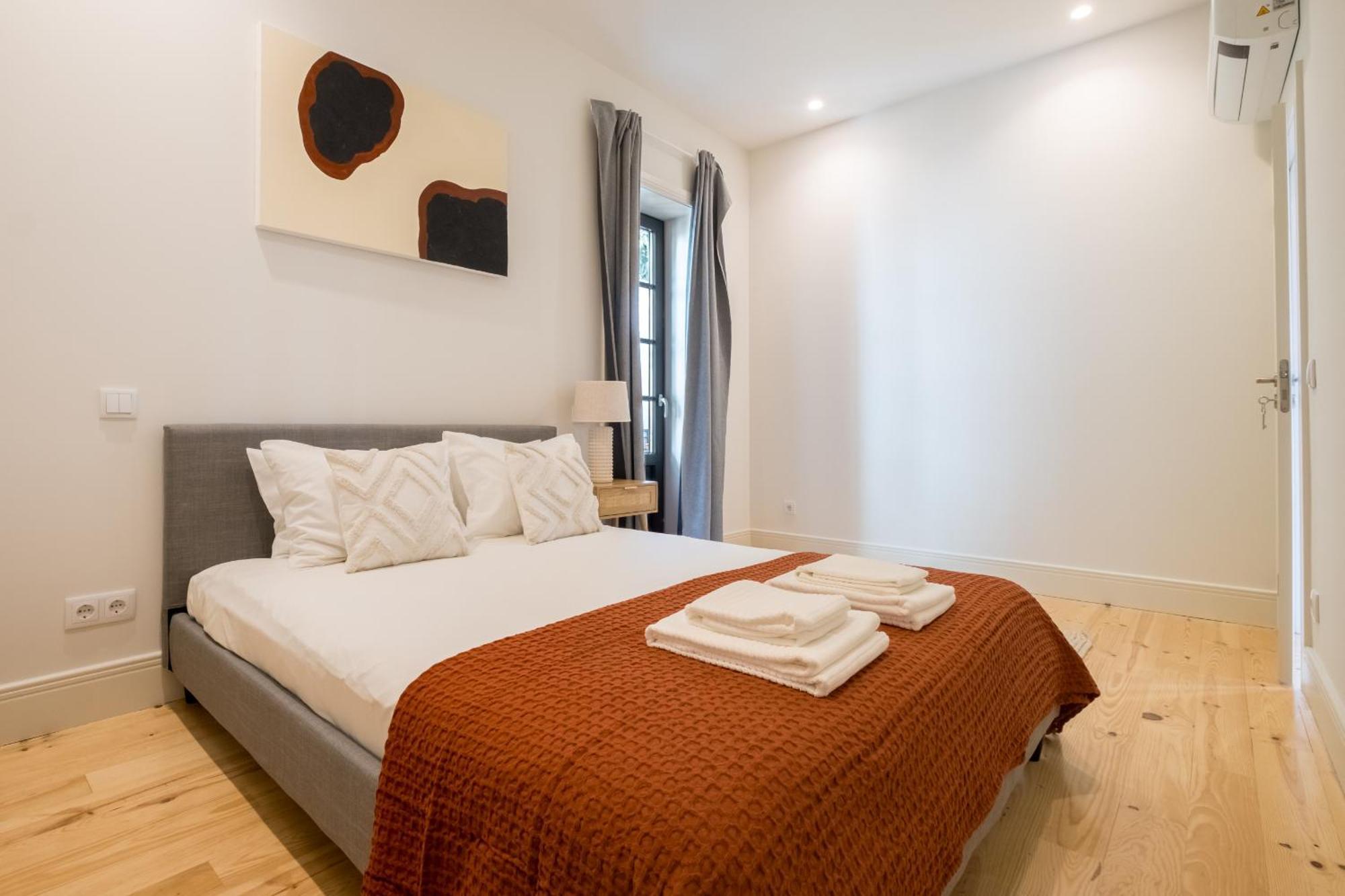 Appartement Art Deco 33 Luxury 2br Downtown Metro Ac Porto