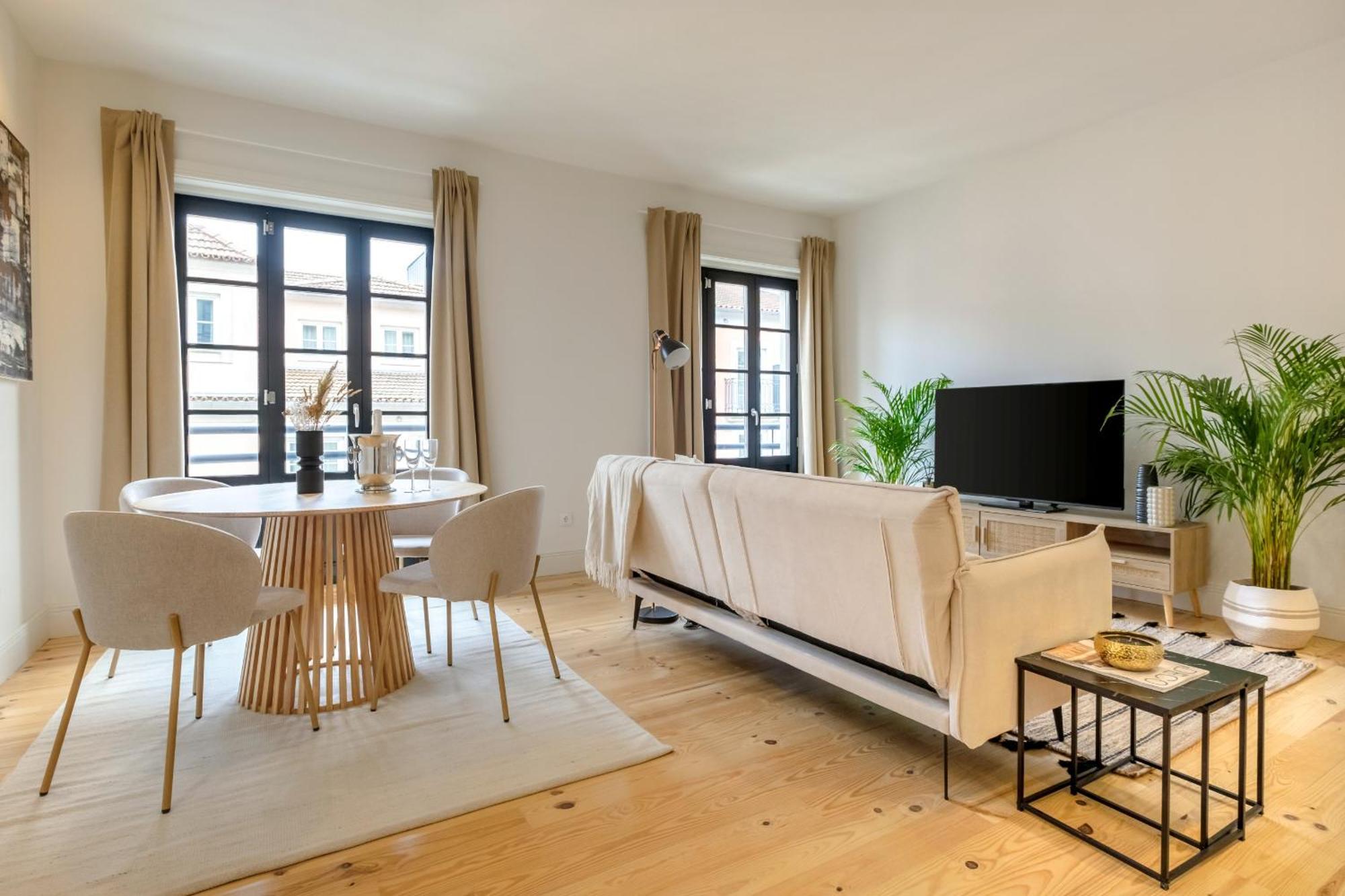 Art Deco 23 Luxury 2br Downtown Metro Ac Apartment