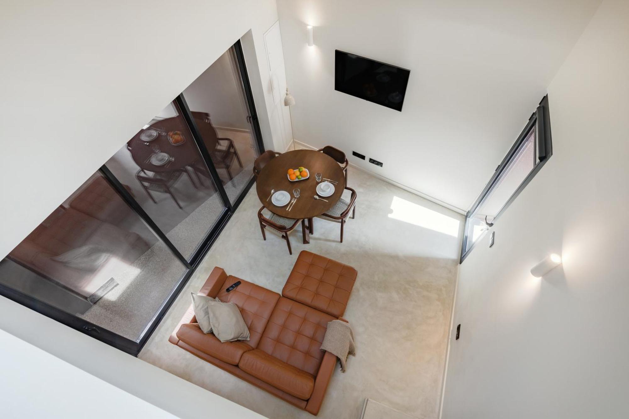 Minimalist Loft At Terracotta Collection * Porto