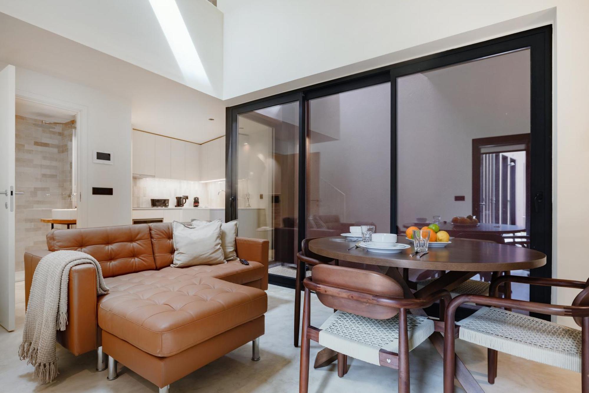 Apartment Minimalist Loft At Terracotta Collection Porto
