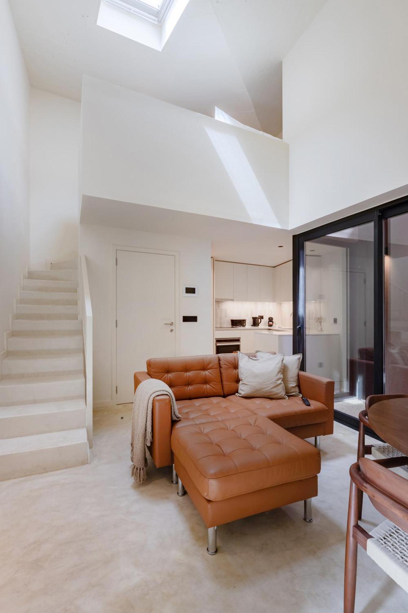 Apartment Minimalist Loft At Terracotta Collection