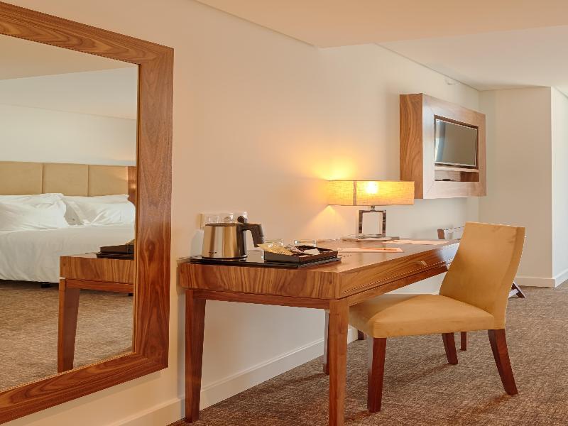 Premium Downtown 4*