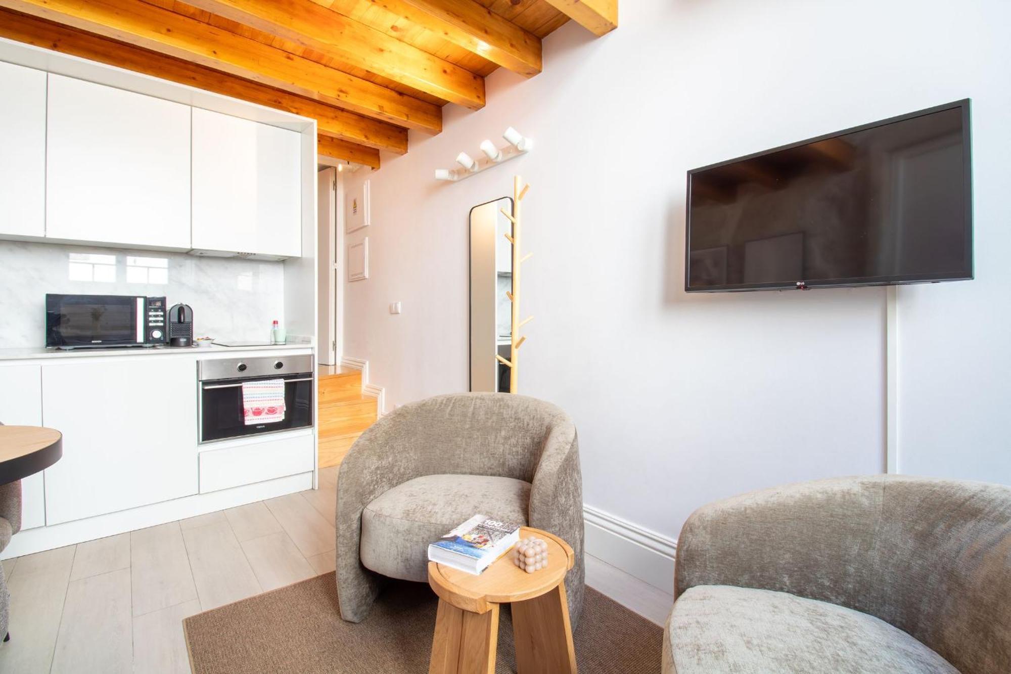 Cozy Mezzanine Hideaway W Ac By Lovelystay *