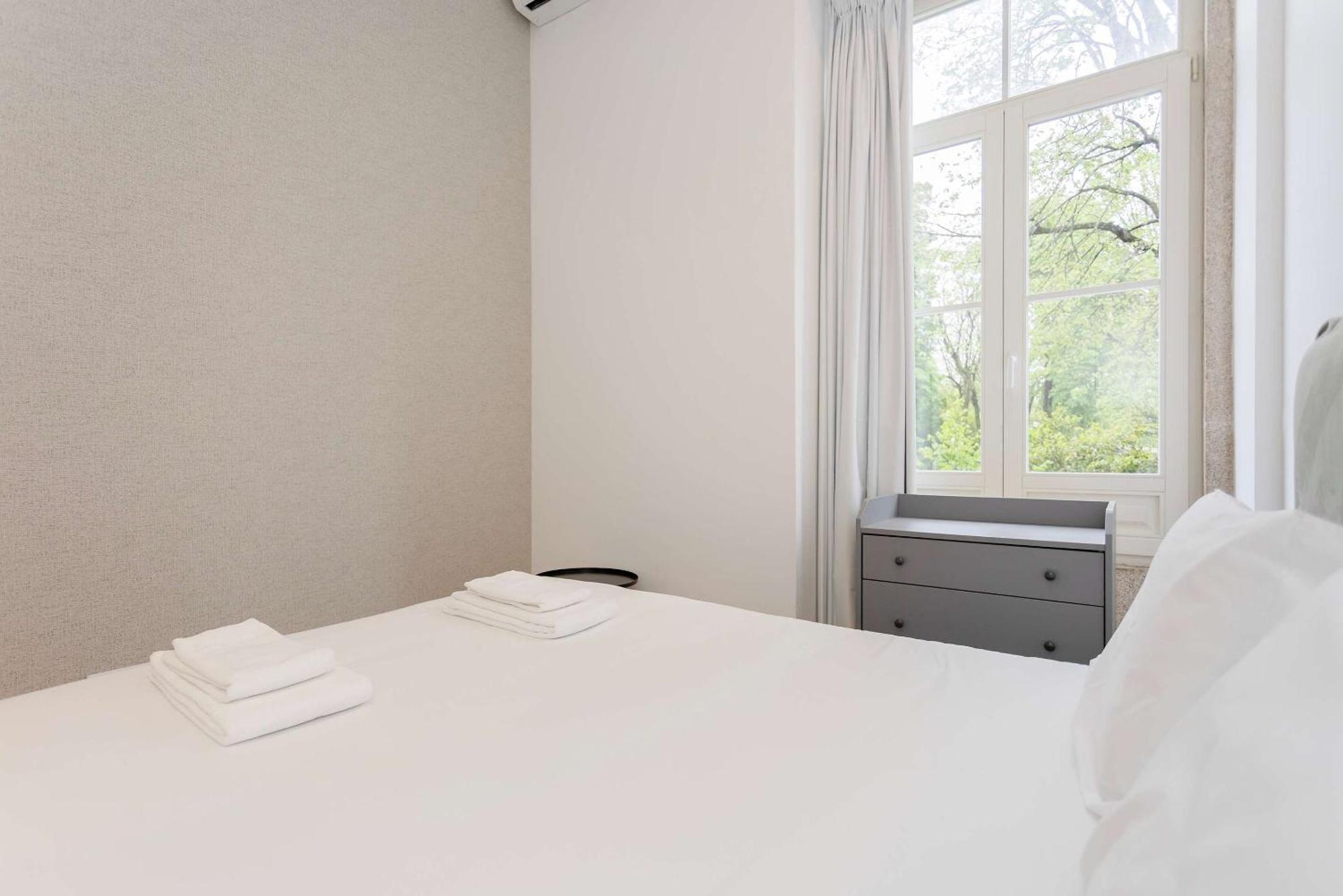 Apartment Liiiving In - Crystal Luxury Porto
