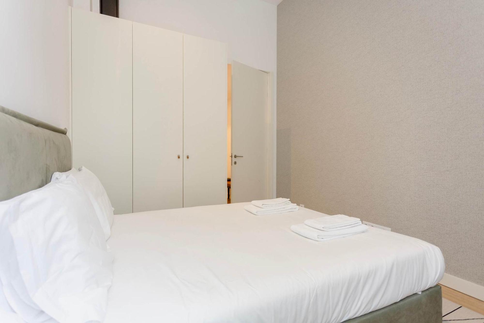 Apartment Liiiving In - Crystal Luxury Porto