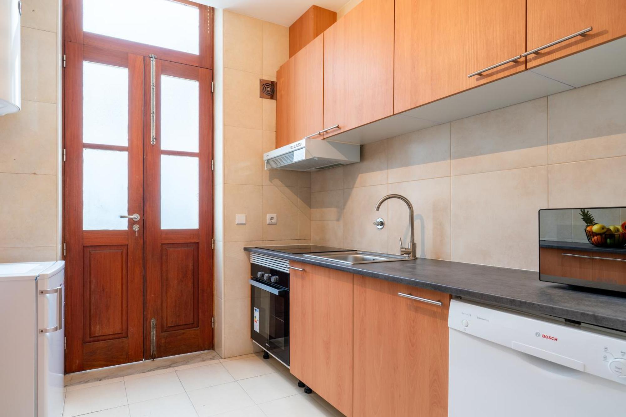 Hostwise - Traditional House With Terrace * Porto